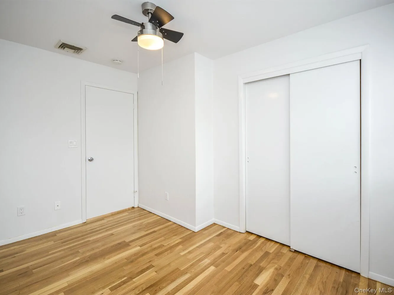 2 Pequot Avenue, North Hempstead, NY, 3 Bedrooms Bedrooms, 6 Rooms Rooms,2 BathroomsBathrooms,Residential Lease,For Rent,Pequot,0,1053676 2 Pequot Avenue, North Hempstead, NY, 3 Bedrooms Bedrooms, 6 Rooms Rooms,2 BathroomsBathrooms,Residential Lease,For Rent,Pequot,0,1053676