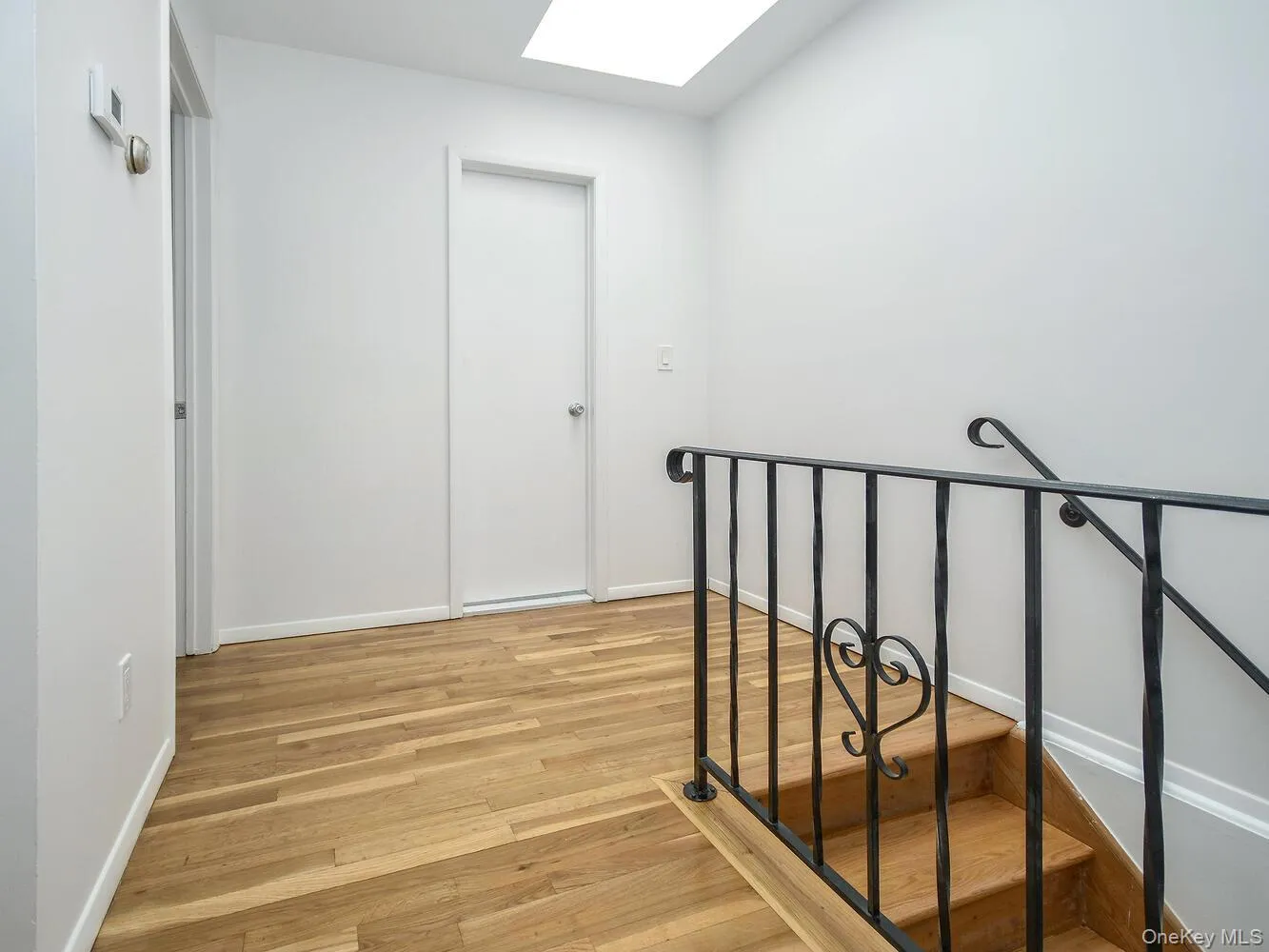 2 Pequot Avenue, North Hempstead, NY, 3 Bedrooms Bedrooms, 6 Rooms Rooms,2 BathroomsBathrooms,Residential Lease,For Rent,Pequot,0,1053676 2 Pequot Avenue, North Hempstead, NY, 3 Bedrooms Bedrooms, 6 Rooms Rooms,2 BathroomsBathrooms,Residential Lease,For Rent,Pequot,0,1053676