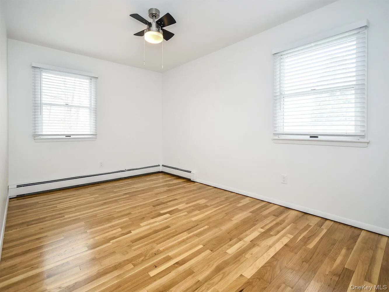 2 Pequot Avenue, North Hempstead, NY, 3 Bedrooms Bedrooms, 6 Rooms Rooms,2 BathroomsBathrooms,Residential Lease,For Rent,Pequot,0,1053676 2 Pequot Avenue, North Hempstead, NY, 3 Bedrooms Bedrooms, 6 Rooms Rooms,2 BathroomsBathrooms,Residential Lease,For Rent,Pequot,0,1053676