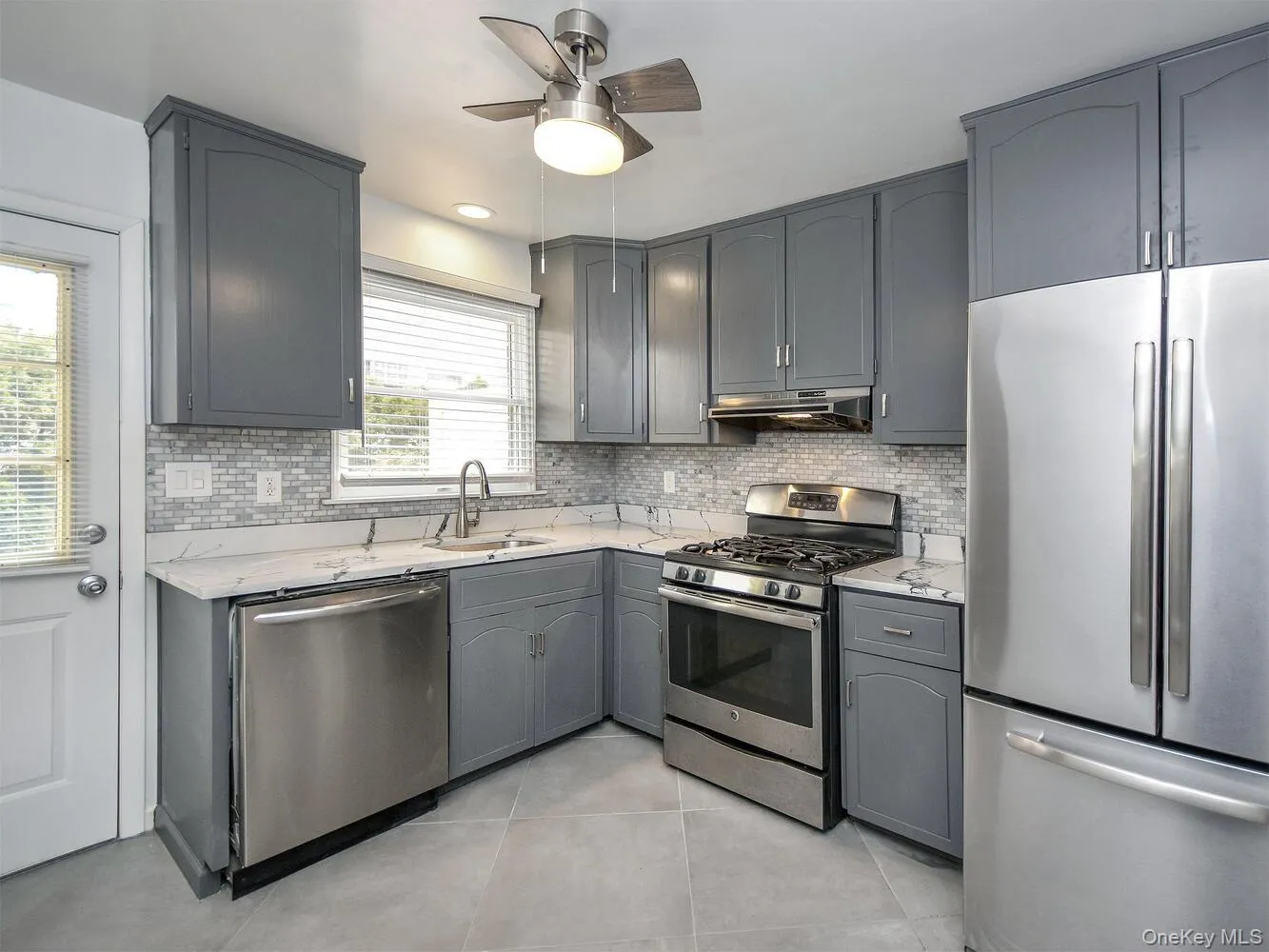2 Pequot Avenue, North Hempstead, NY, 3 Bedrooms Bedrooms, 6 Rooms Rooms,2 BathroomsBathrooms,Residential Lease,For Rent,Pequot,0,1053676 2 Pequot Avenue, North Hempstead, NY, 3 Bedrooms Bedrooms, 6 Rooms Rooms,2 BathroomsBathrooms,Residential Lease,For Rent,Pequot,0,1053676