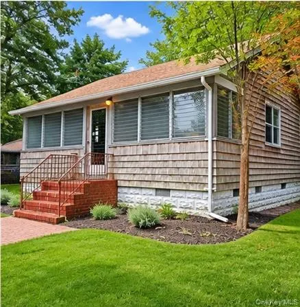 90 Gooseberry Road, Brookhaven, NY, 3 Bedrooms Bedrooms, 5 Rooms Rooms,1 BathroomBathrooms,Residential,For Rent,Gooseberry,0,1053677 90 Gooseberry Road, Brookhaven, NY, 3 Bedrooms Bedrooms, 5 Rooms Rooms,1 BathroomBathrooms,Residential,For Rent,Gooseberry,0,1053677