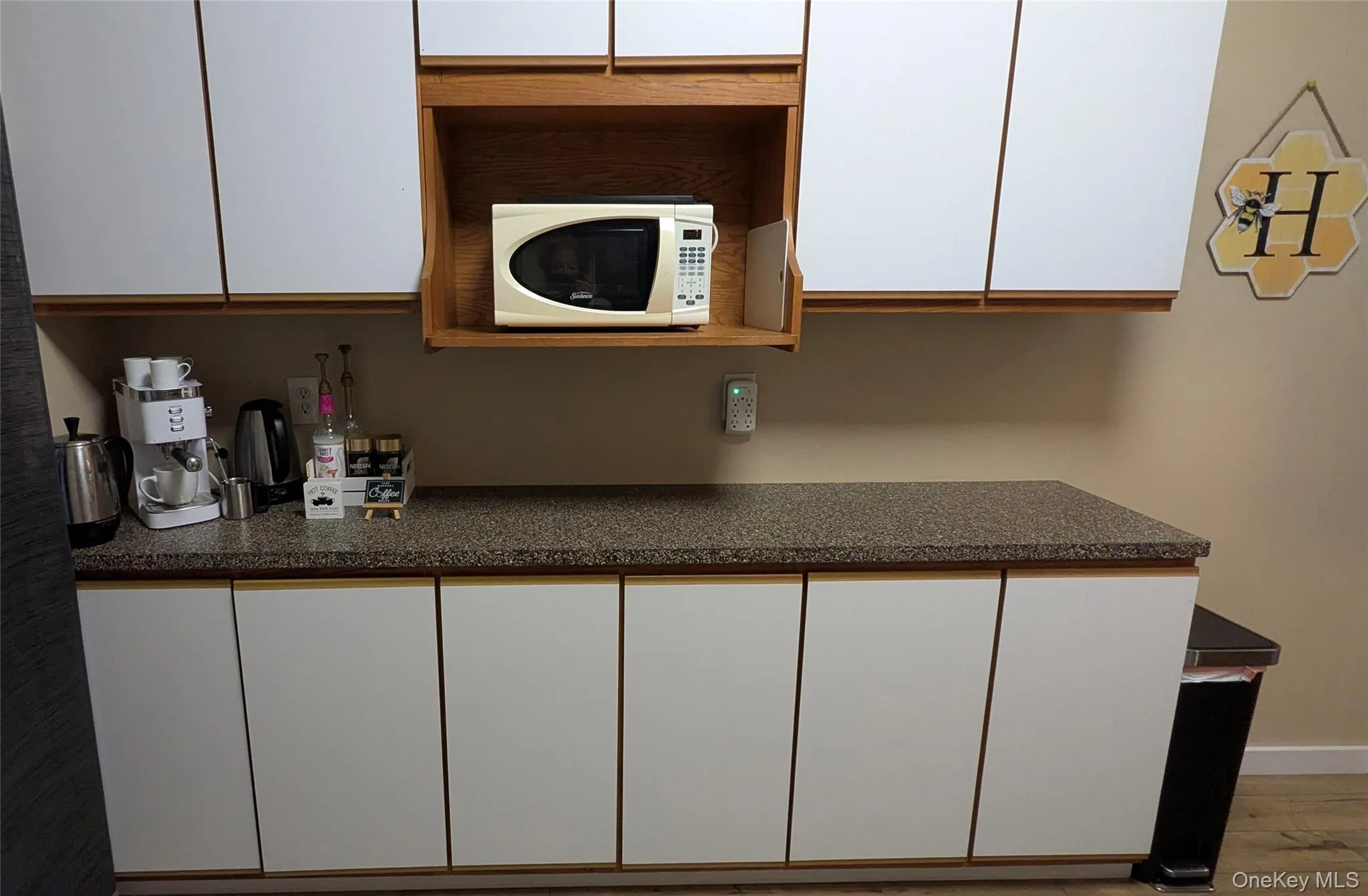 90 Gooseberry Road, Brookhaven, NY, 3 Bedrooms Bedrooms, 5 Rooms Rooms,1 BathroomBathrooms,Residential,For Rent,Gooseberry,0,1053677 90 Gooseberry Road, Brookhaven, NY, 3 Bedrooms Bedrooms, 5 Rooms Rooms,1 BathroomBathrooms,Residential,For Rent,Gooseberry,0,1053677