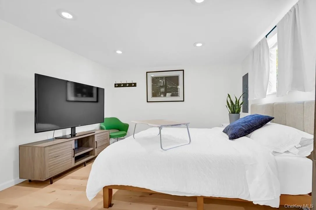 2 Caroline Drive, Wappinger, NY, 3 Bedrooms Bedrooms, 9 Rooms Rooms,2 BathroomsBathrooms,Residential Lease,For Rent,Caroline,0,1053679 2 Caroline Drive, Wappinger, NY, 3 Bedrooms Bedrooms, 9 Rooms Rooms,2 BathroomsBathrooms,Residential Lease,For Rent,Caroline,0,1053679