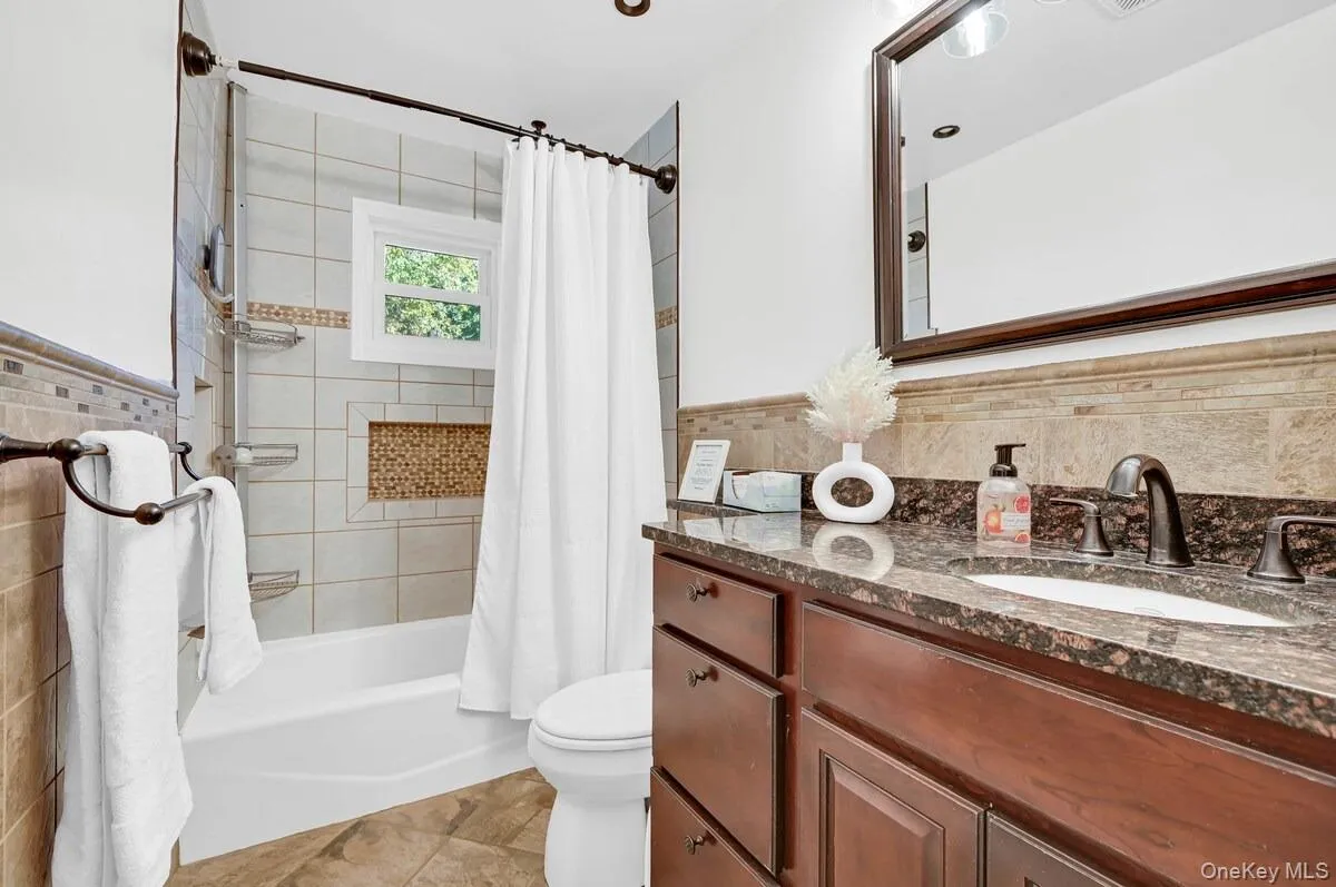 2 Caroline Drive, Wappinger, NY, 3 Bedrooms Bedrooms, 9 Rooms Rooms,2 BathroomsBathrooms,Residential Lease,For Rent,Caroline,0,1053679 2 Caroline Drive, Wappinger, NY, 3 Bedrooms Bedrooms, 9 Rooms Rooms,2 BathroomsBathrooms,Residential Lease,For Rent,Caroline,0,1053679