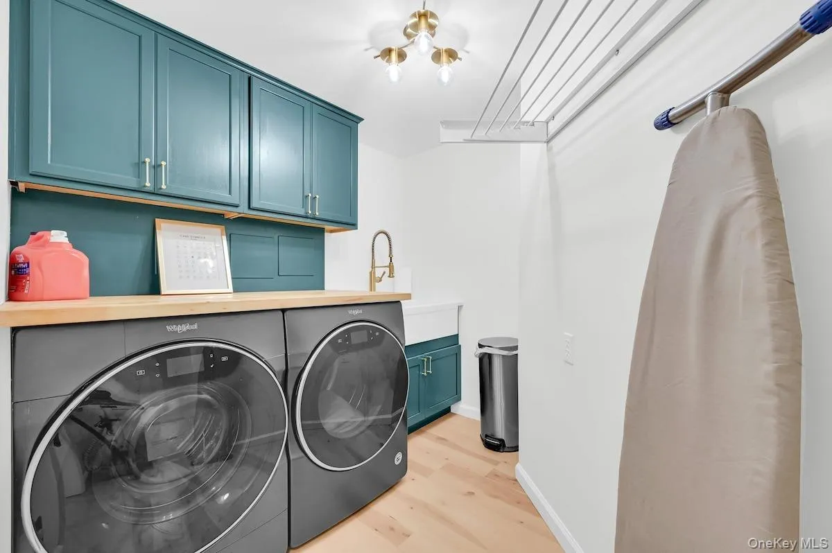 2 Caroline Drive, Wappinger, NY, 3 Bedrooms Bedrooms, 9 Rooms Rooms,2 BathroomsBathrooms,Residential Lease,For Rent,Caroline,0,1053679 2 Caroline Drive, Wappinger, NY, 3 Bedrooms Bedrooms, 9 Rooms Rooms,2 BathroomsBathrooms,Residential Lease,For Rent,Caroline,0,1053679