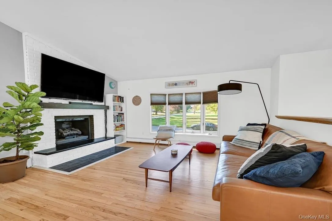 2 Caroline Drive, Wappinger, NY, 3 Bedrooms Bedrooms, 9 Rooms Rooms,2 BathroomsBathrooms,Residential Lease,For Rent,Caroline,0,1053679 2 Caroline Drive, Wappinger, NY, 3 Bedrooms Bedrooms, 9 Rooms Rooms,2 BathroomsBathrooms,Residential Lease,For Rent,Caroline,0,1053679