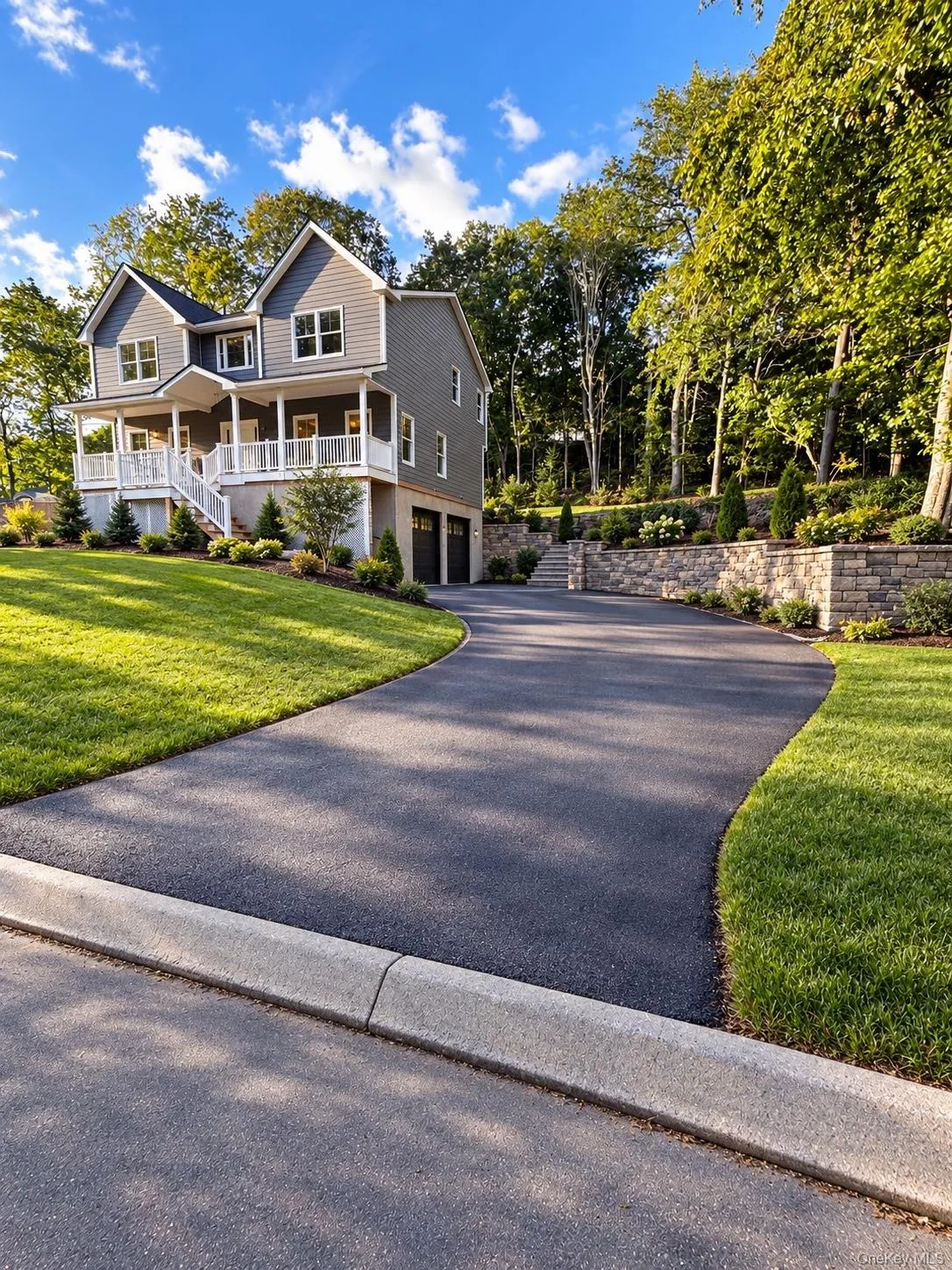 18 Overton Pass, Smithtown, NY, 4 Bedrooms Bedrooms, 13 Rooms Rooms,2 BathroomsBathrooms,Residential,For Rent,Overton,0,1053682 18 Overton Pass, Smithtown, NY, 4 Bedrooms Bedrooms, 13 Rooms Rooms,2 BathroomsBathrooms,Residential,For Rent,Overton,0,1053682