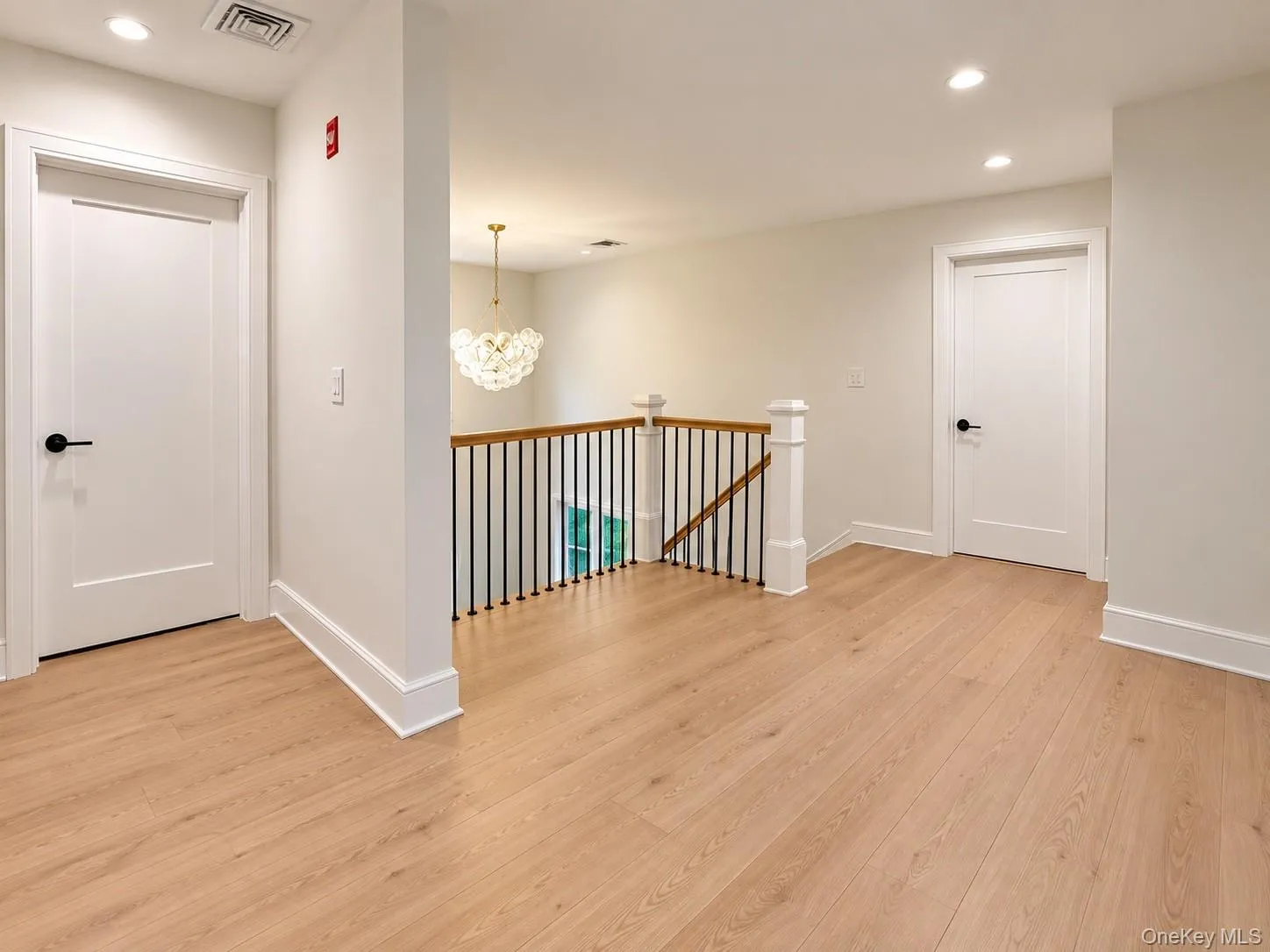 18 Overton Pass, Smithtown, NY, 4 Bedrooms Bedrooms, 13 Rooms Rooms,2 BathroomsBathrooms,Residential,For Rent,Overton,0,1053682 18 Overton Pass, Smithtown, NY, 4 Bedrooms Bedrooms, 13 Rooms Rooms,2 BathroomsBathrooms,Residential,For Rent,Overton,0,1053682