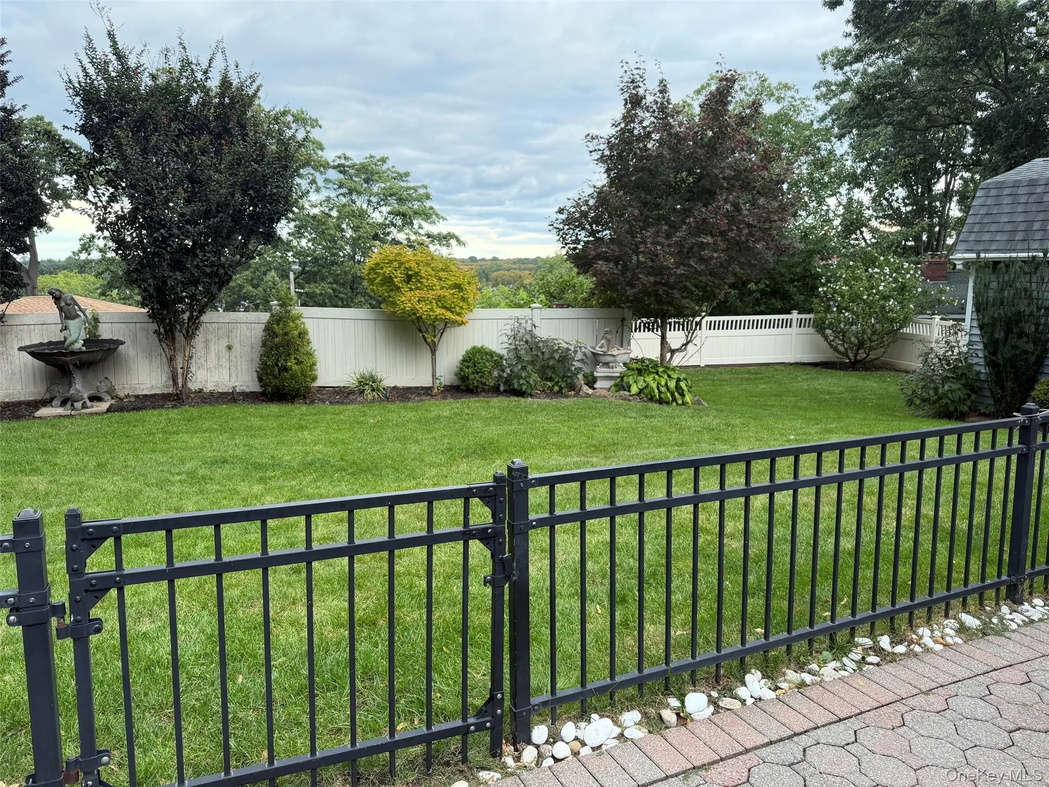 25161 Gaskell Road, New York, NY, 4 Bedrooms Bedrooms, 8 Rooms Rooms,2 BathroomsBathrooms,Residential,For Rent,Gaskell,0,1053684 25161 Gaskell Road, New York, NY, 4 Bedrooms Bedrooms, 8 Rooms Rooms,2 BathroomsBathrooms,Residential,For Rent,Gaskell,0,1053684