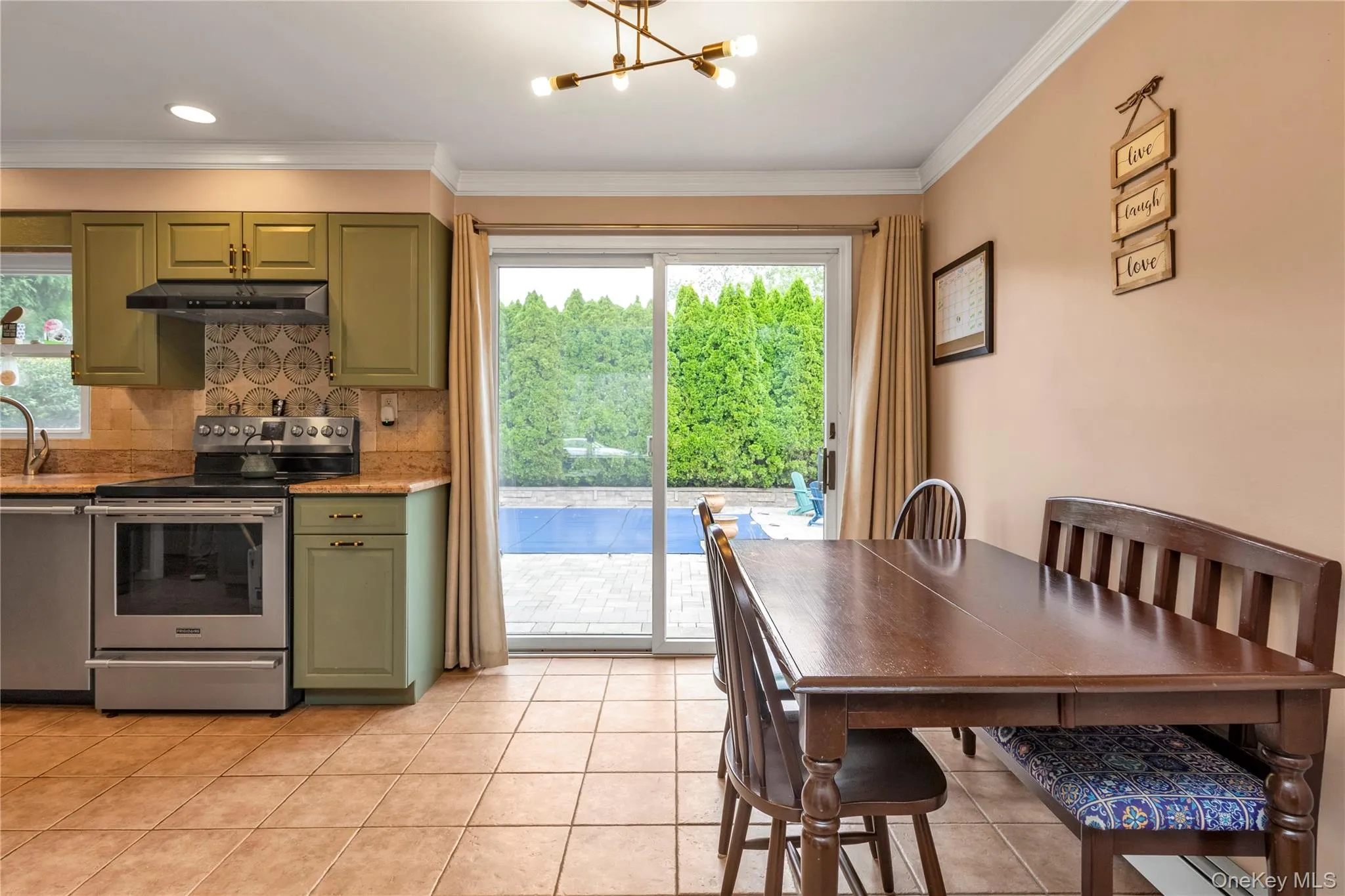 Dining open to Kitchen. Dining open to Kitchen.