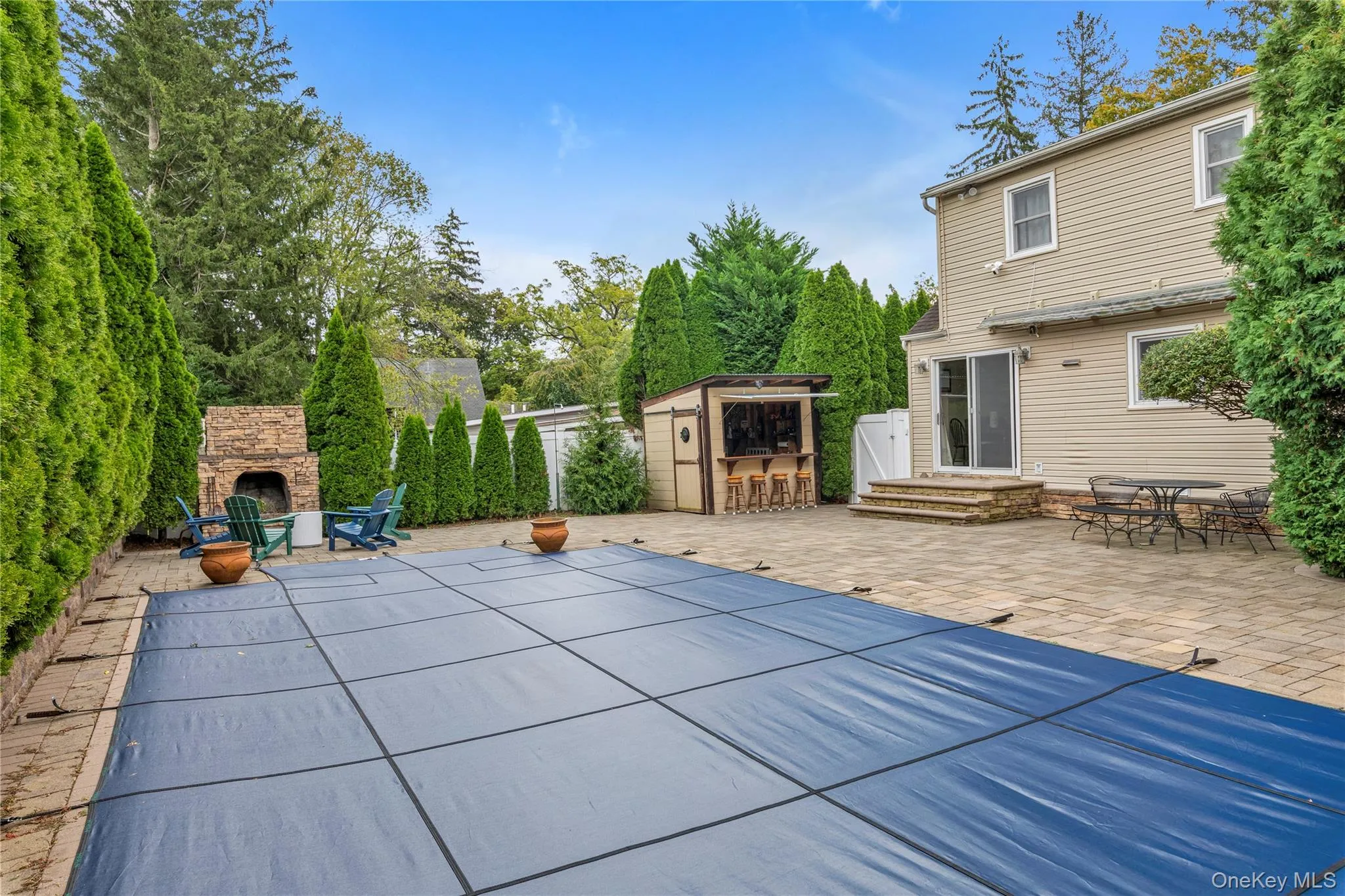 Heated Pool with updated Liner and New Cover. Heated Pool with updated Liner and New Cover.
