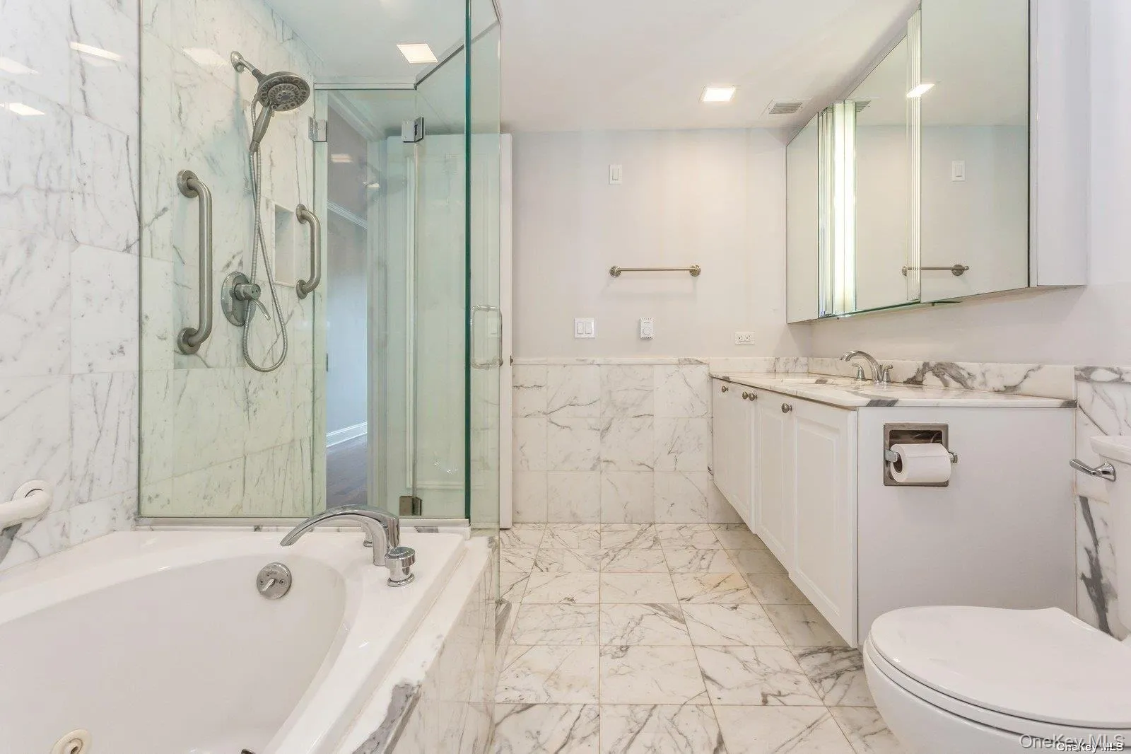111 Cherry Valley Avenue, Hempstead, NY, 2 Bedrooms Bedrooms, 5 Rooms Rooms,2 BathroomsBathrooms,Residential Lease,For Rent,Cherry Valley,0,1053687 111 Cherry Valley Avenue, Hempstead, NY, 2 Bedrooms Bedrooms, 5 Rooms Rooms,2 BathroomsBathrooms,Residential Lease,For Rent,Cherry Valley,0,1053687