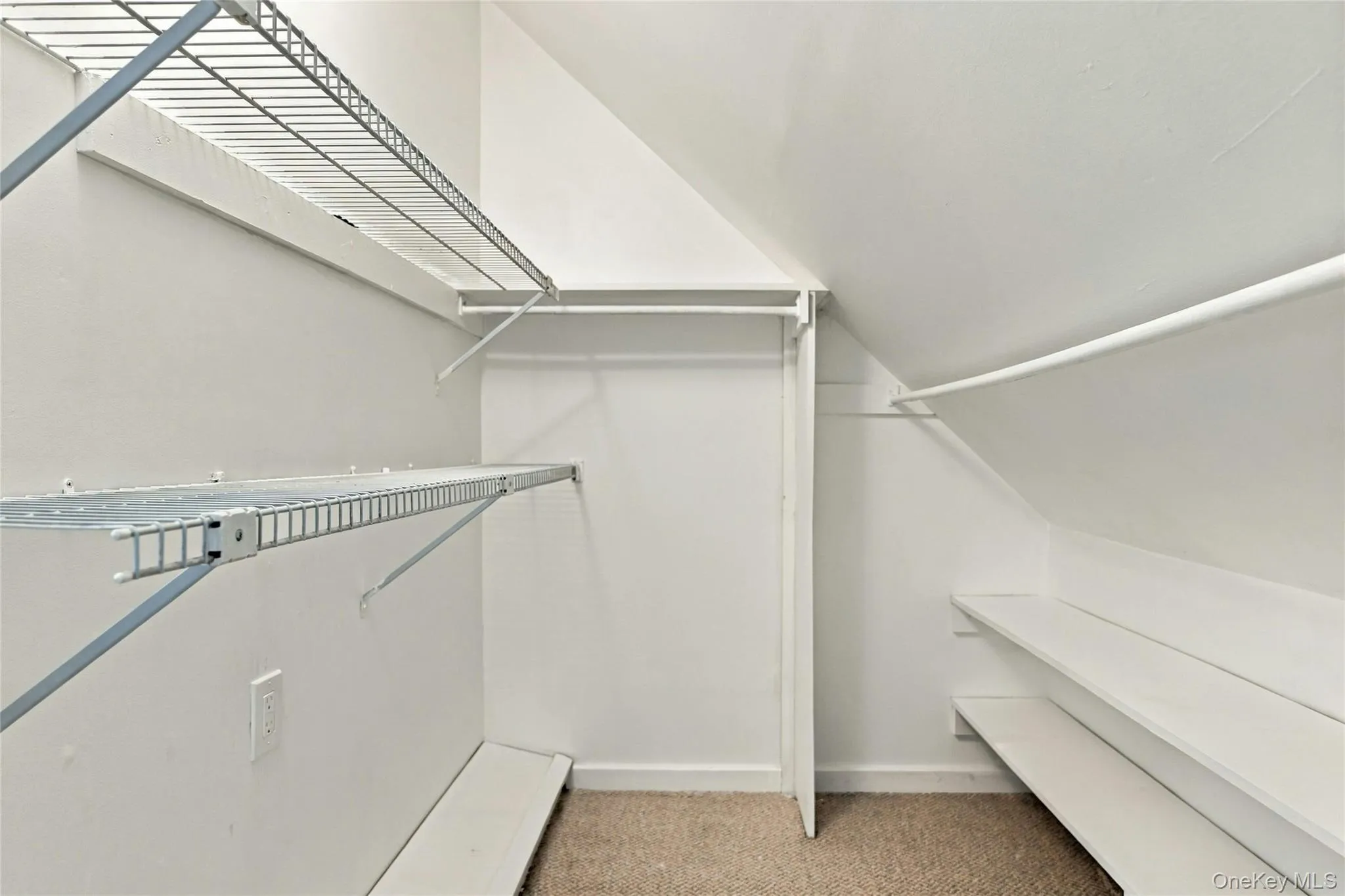 3304 Park Avenue, Hempstead, NY, 4 Bedrooms Bedrooms, 9 Rooms Rooms,2 BathroomsBathrooms,Residential Lease,For Rent,Park,0,1053689 3304 Park Avenue, Hempstead, NY, 4 Bedrooms Bedrooms, 9 Rooms Rooms,2 BathroomsBathrooms,Residential Lease,For Rent,Park,0,1053689