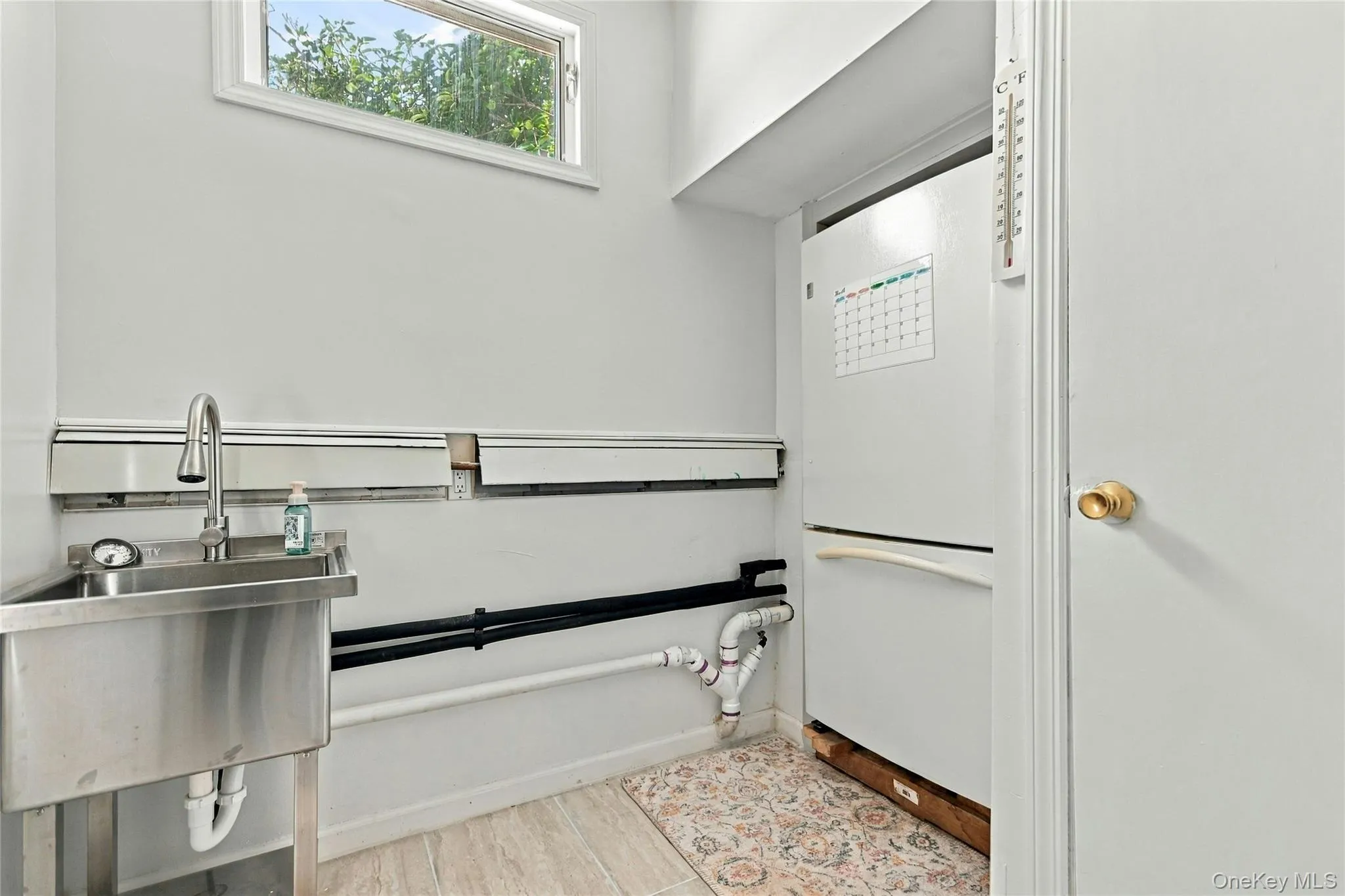 3304 Park Avenue, Hempstead, NY, 4 Bedrooms Bedrooms, 9 Rooms Rooms,2 BathroomsBathrooms,Residential Lease,For Rent,Park,0,1053689 3304 Park Avenue, Hempstead, NY, 4 Bedrooms Bedrooms, 9 Rooms Rooms,2 BathroomsBathrooms,Residential Lease,For Rent,Park,0,1053689