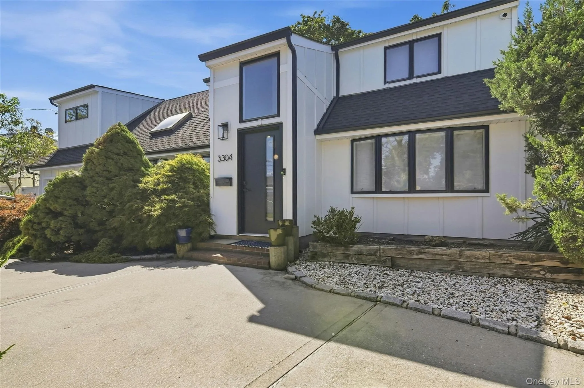 3304 Park Avenue, Hempstead, NY, 4 Bedrooms Bedrooms, 9 Rooms Rooms,2 BathroomsBathrooms,Residential Lease,For Rent,Park,0,1053689 3304 Park Avenue, Hempstead, NY, 4 Bedrooms Bedrooms, 9 Rooms Rooms,2 BathroomsBathrooms,Residential Lease,For Rent,Park,0,1053689