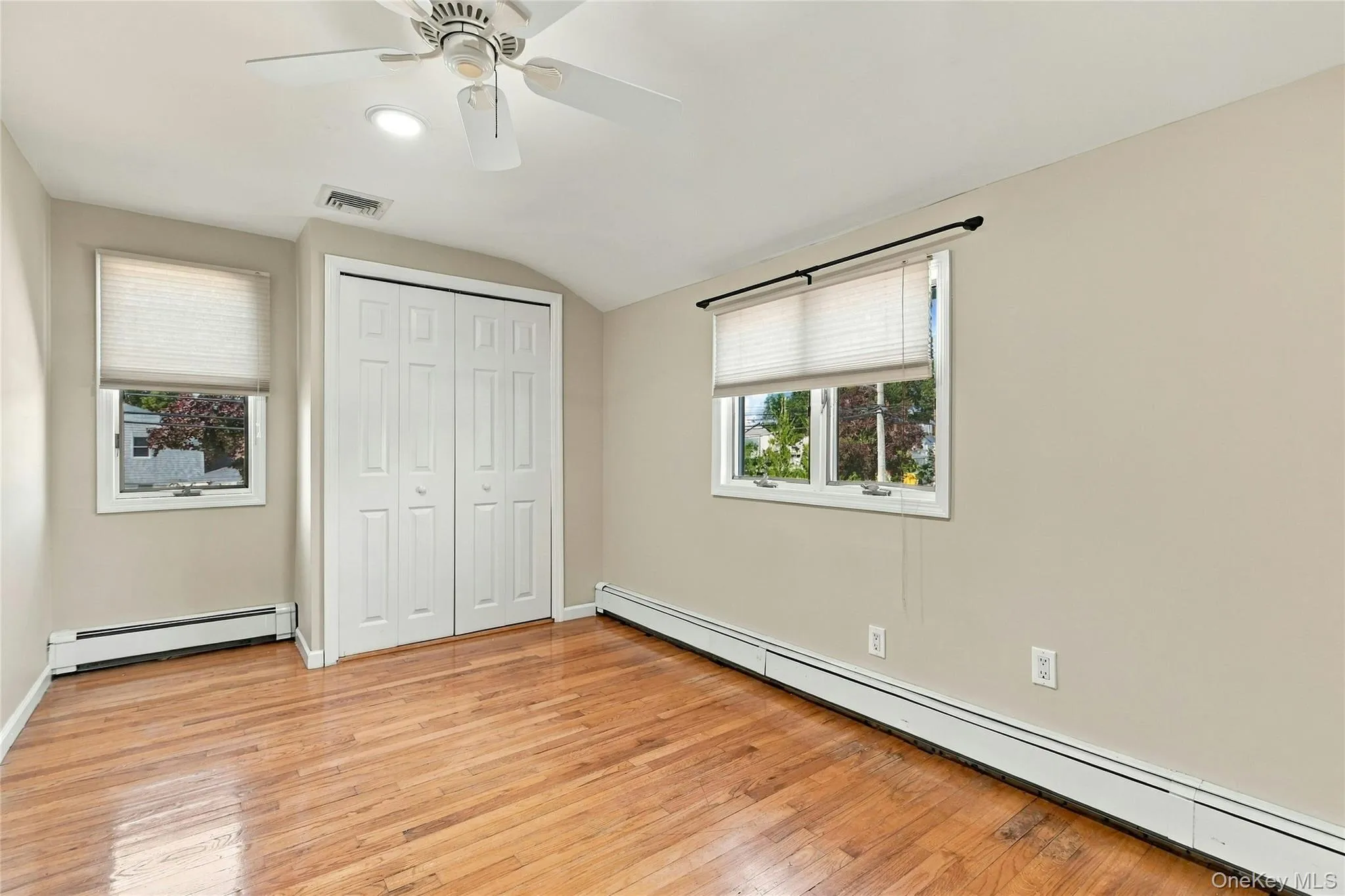 3304 Park Avenue, Hempstead, NY, 4 Bedrooms Bedrooms, 9 Rooms Rooms,2 BathroomsBathrooms,Residential Lease,For Rent,Park,0,1053689 3304 Park Avenue, Hempstead, NY, 4 Bedrooms Bedrooms, 9 Rooms Rooms,2 BathroomsBathrooms,Residential Lease,For Rent,Park,0,1053689