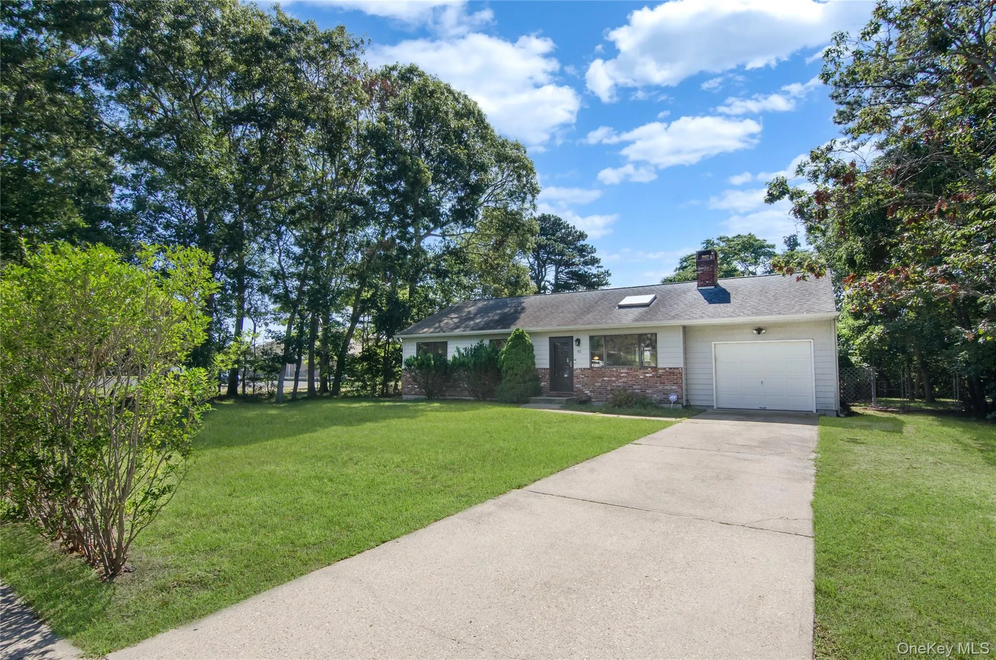82 Argonne Road, Southampton, NY, 3 Bedrooms Bedrooms, 7 Rooms Rooms,2 BathroomsBathrooms,Residential,For Rent,Argonne,0,1053691 82 Argonne Road, Southampton, NY, 3 Bedrooms Bedrooms, 7 Rooms Rooms,2 BathroomsBathrooms,Residential,For Rent,Argonne,0,1053691