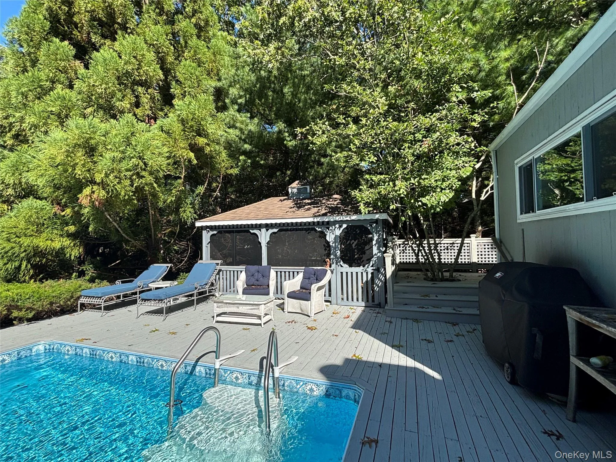 10 Glenmore Drive, Southampton, NY, 3 Bedrooms Bedrooms, 5 Rooms Rooms,2 BathroomsBathrooms,Residential,For Rent,Glenmore,0,1053693 10 Glenmore Drive, Southampton, NY, 3 Bedrooms Bedrooms, 5 Rooms Rooms,2 BathroomsBathrooms,Residential,For Rent,Glenmore,0,1053693