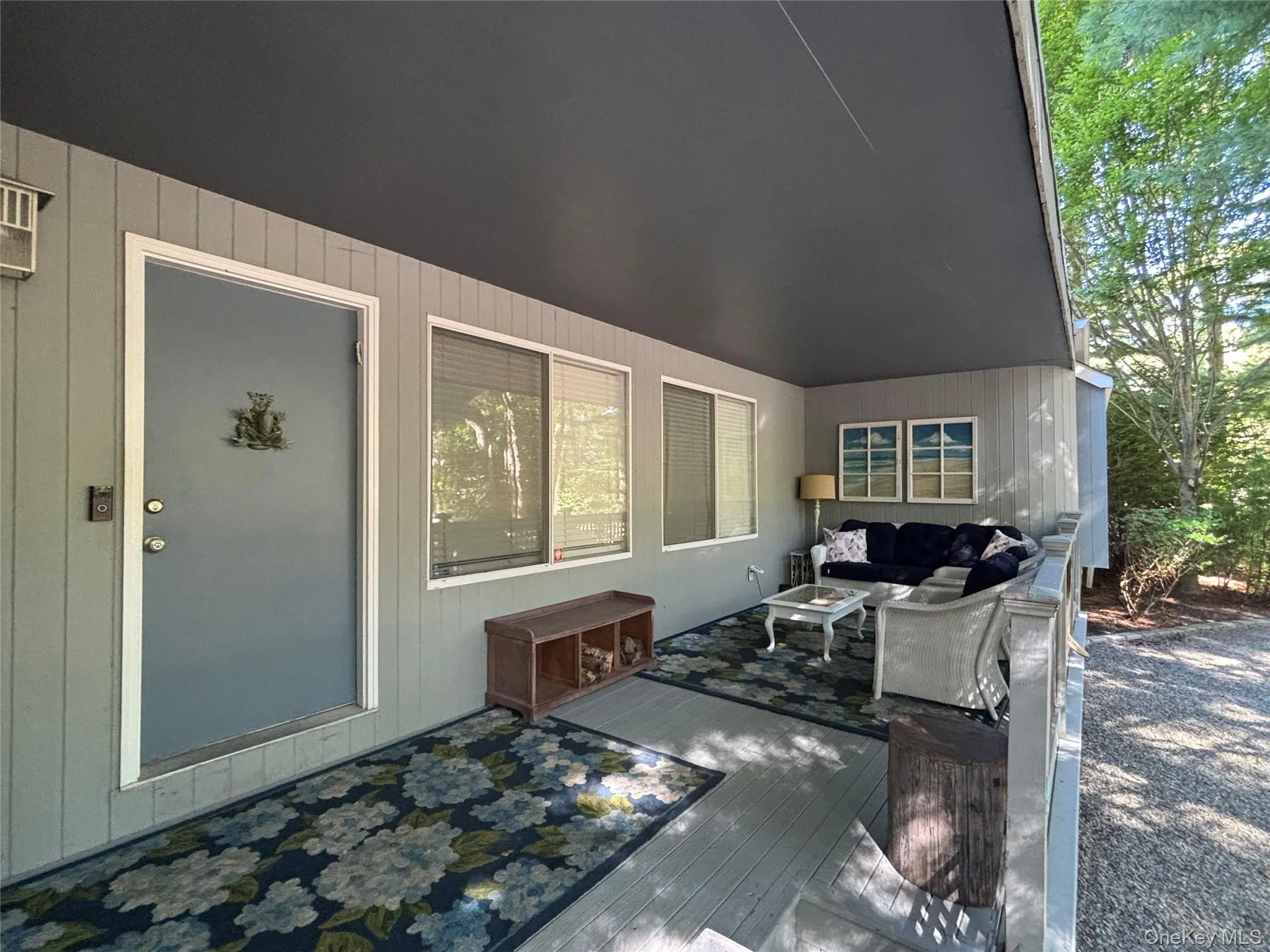 10 Glenmore Drive, Southampton, NY, 3 Bedrooms Bedrooms, 5 Rooms Rooms,2 BathroomsBathrooms,Residential,For Rent,Glenmore,0,1053693 10 Glenmore Drive, Southampton, NY, 3 Bedrooms Bedrooms, 5 Rooms Rooms,2 BathroomsBathrooms,Residential,For Rent,Glenmore,0,1053693
