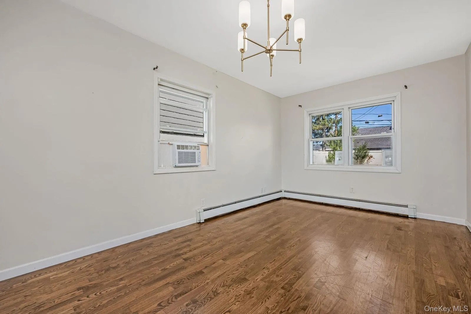 82 Pengon Circle, Hempstead, NY, 4 Bedrooms Bedrooms, 7 Rooms Rooms,3 BathroomsBathrooms,Residential,For Rent,Pengon,0,1053696 82 Pengon Circle, Hempstead, NY, 4 Bedrooms Bedrooms, 7 Rooms Rooms,3 BathroomsBathrooms,Residential,For Rent,Pengon,0,1053696