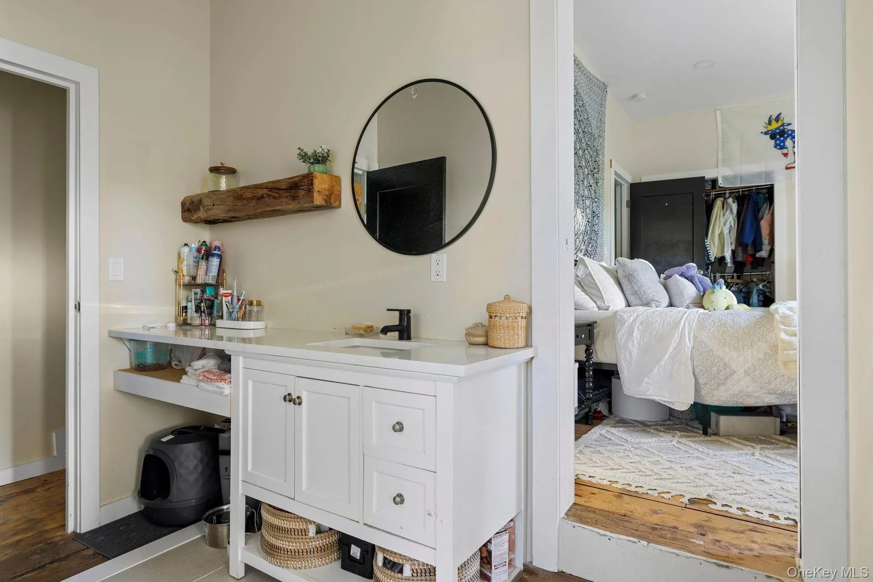 190 Leggs Mills Road, Ulster, NY, 3 Bedrooms Bedrooms, 8 Rooms Rooms,3 BathroomsBathrooms,Residential,For Rent,Leggs Mills,0,1053698 190 Leggs Mills Road, Ulster, NY, 3 Bedrooms Bedrooms, 8 Rooms Rooms,3 BathroomsBathrooms,Residential,For Rent,Leggs Mills,0,1053698