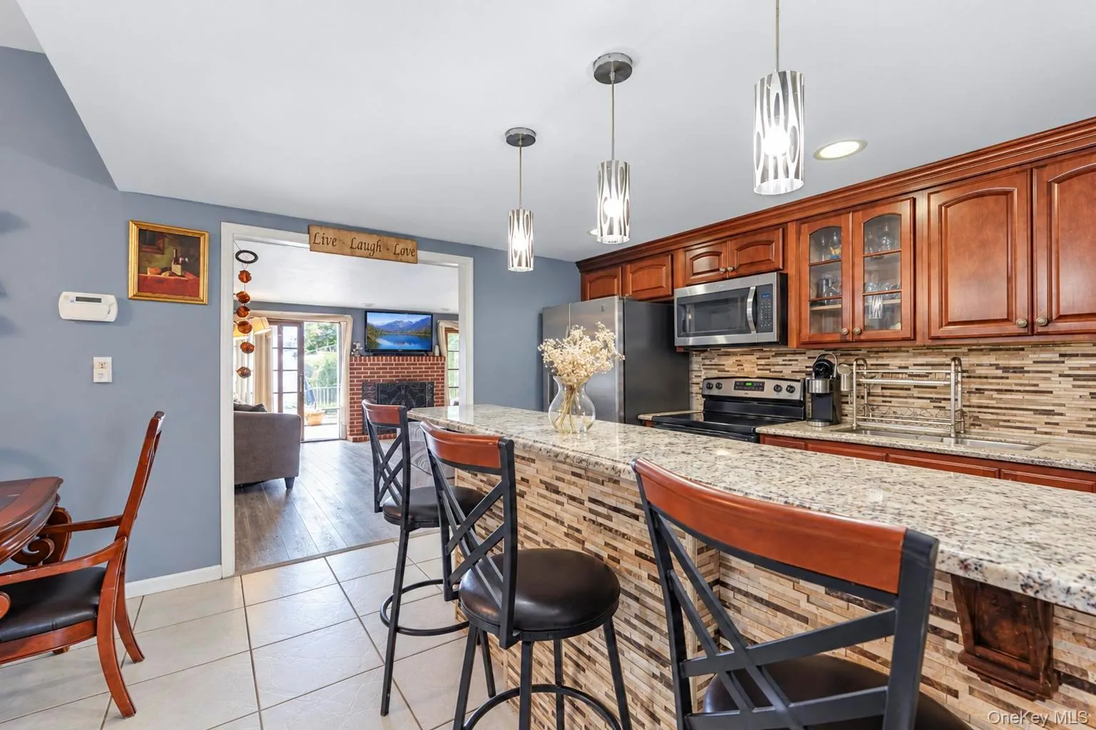 54 Pacific Avenue, Babylon, NY, 7 Bedrooms Bedrooms, 13 Rooms Rooms,2 BathroomsBathrooms,Residential,For Rent,Pacific,0,1053704 54 Pacific Avenue, Babylon, NY, 7 Bedrooms Bedrooms, 13 Rooms Rooms,2 BathroomsBathrooms,Residential,For Rent,Pacific,0,1053704