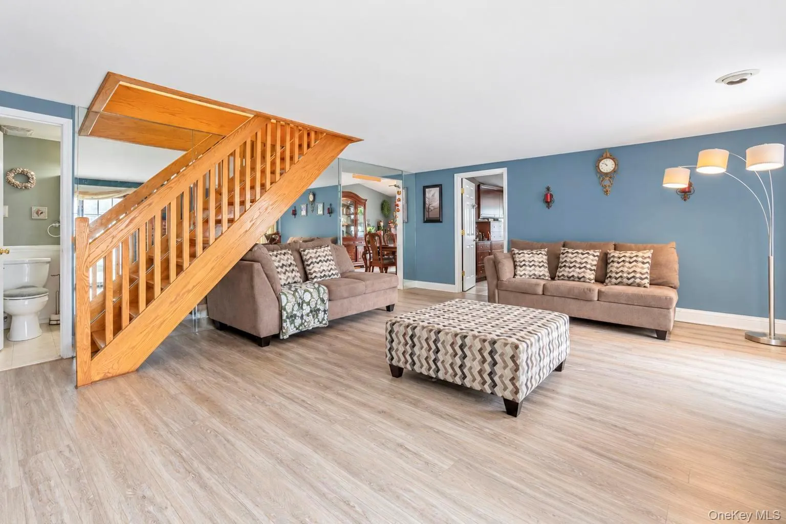 54 Pacific Avenue, Babylon, NY, 7 Bedrooms Bedrooms, 13 Rooms Rooms,2 BathroomsBathrooms,Residential,For Rent,Pacific,0,1053704 54 Pacific Avenue, Babylon, NY, 7 Bedrooms Bedrooms, 13 Rooms Rooms,2 BathroomsBathrooms,Residential,For Rent,Pacific,0,1053704
