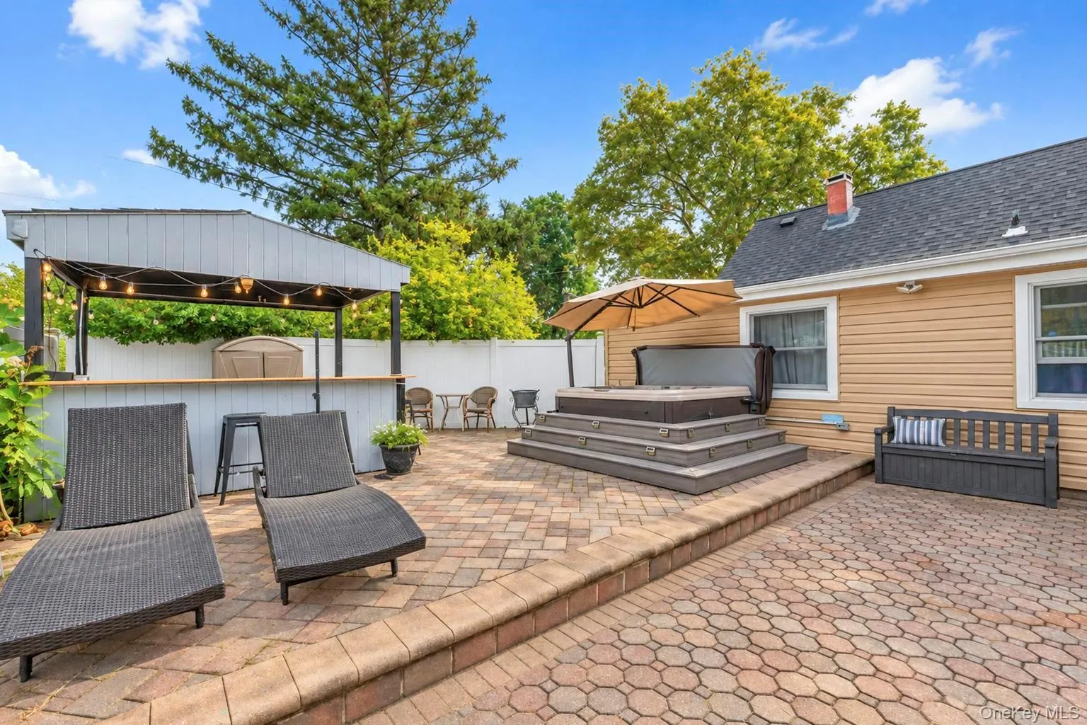 54 Pacific Avenue, Babylon, NY, 7 Bedrooms Bedrooms, 13 Rooms Rooms,2 BathroomsBathrooms,Residential,For Rent,Pacific,0,1053704 54 Pacific Avenue, Babylon, NY, 7 Bedrooms Bedrooms, 13 Rooms Rooms,2 BathroomsBathrooms,Residential,For Rent,Pacific,0,1053704