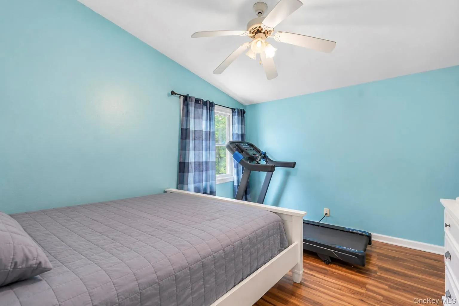 54 Pacific Avenue, Babylon, NY, 7 Bedrooms Bedrooms, 13 Rooms Rooms,2 BathroomsBathrooms,Residential,For Rent,Pacific,0,1053704 54 Pacific Avenue, Babylon, NY, 7 Bedrooms Bedrooms, 13 Rooms Rooms,2 BathroomsBathrooms,Residential,For Rent,Pacific,0,1053704