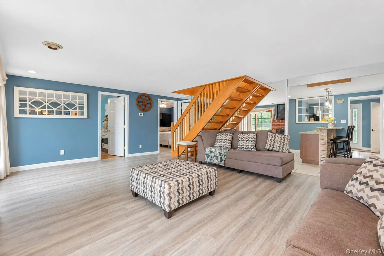 54 Pacific Avenue, Babylon, NY, 7 Bedrooms Bedrooms, 13 Rooms Rooms,2 BathroomsBathrooms,Residential,For Rent,Pacific,0,1053704 54 Pacific Avenue, Babylon, NY, 7 Bedrooms Bedrooms, 13 Rooms Rooms,2 BathroomsBathrooms,Residential,For Rent,Pacific,0,1053704