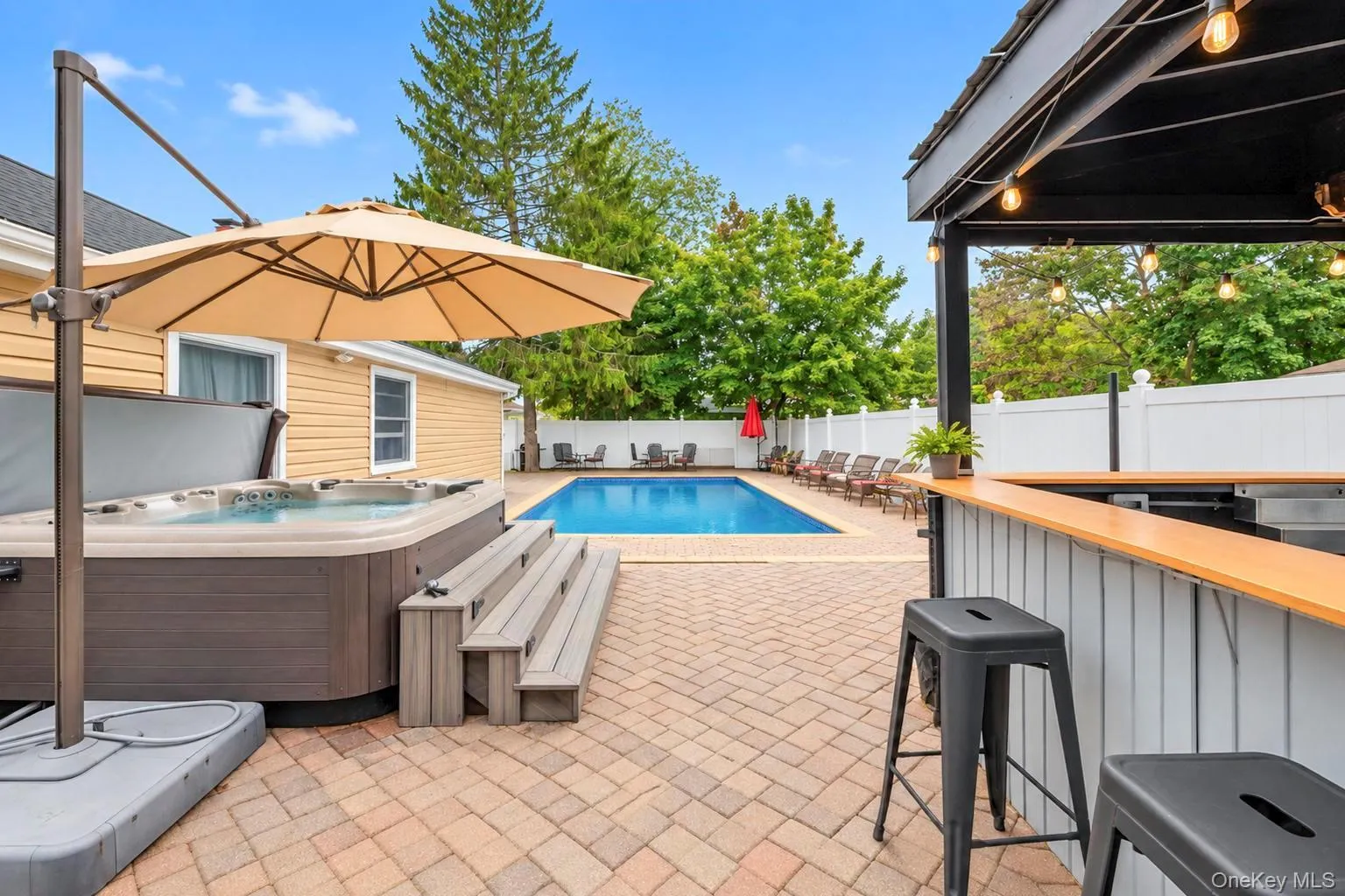 54 Pacific Avenue, Babylon, NY, 7 Bedrooms Bedrooms, 13 Rooms Rooms,2 BathroomsBathrooms,Residential,For Rent,Pacific,0,1053704 54 Pacific Avenue, Babylon, NY, 7 Bedrooms Bedrooms, 13 Rooms Rooms,2 BathroomsBathrooms,Residential,For Rent,Pacific,0,1053704