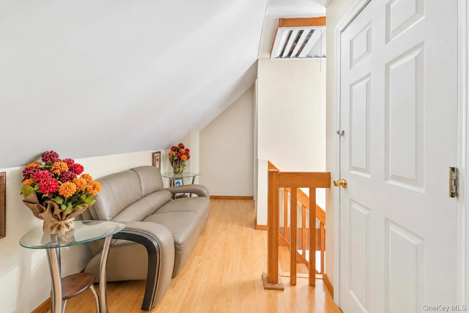 54 Pacific Avenue, Babylon, NY, 7 Bedrooms Bedrooms, 13 Rooms Rooms,2 BathroomsBathrooms,Residential,For Rent,Pacific,0,1053704 54 Pacific Avenue, Babylon, NY, 7 Bedrooms Bedrooms, 13 Rooms Rooms,2 BathroomsBathrooms,Residential,For Rent,Pacific,0,1053704