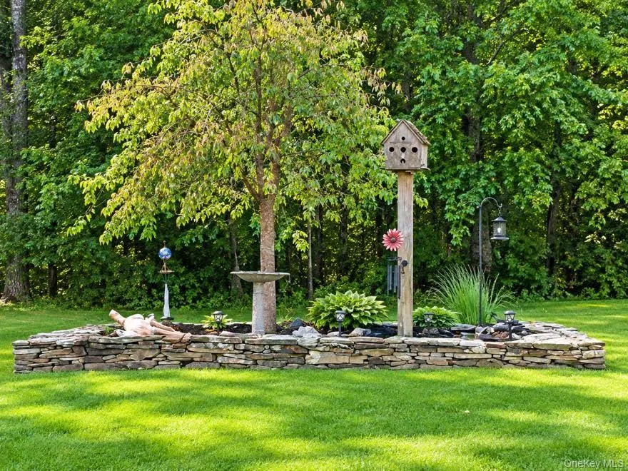 408 Oregon Trail, Shawangunk, NY, 3 Bedrooms Bedrooms, 9 Rooms Rooms,2 BathroomsBathrooms,Residential,For Rent,Oregon,0,1053706 408 Oregon Trail, Shawangunk, NY, 3 Bedrooms Bedrooms, 9 Rooms Rooms,2 BathroomsBathrooms,Residential,For Rent,Oregon,0,1053706