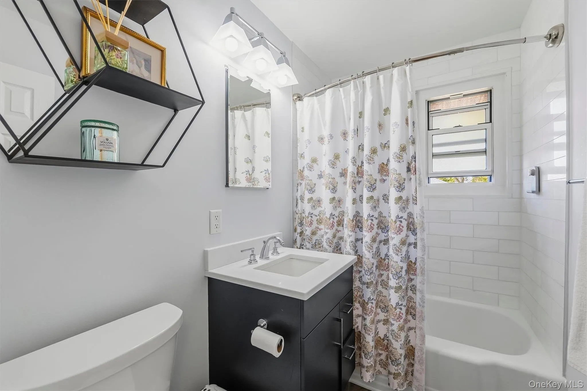 121 Broadway, White Plains, NY, 2 Bedrooms Bedrooms, 5 Rooms Rooms,1 BathroomBathrooms,Residential,For Rent,Broadway,0,1053717 121 Broadway, White Plains, NY, 2 Bedrooms Bedrooms, 5 Rooms Rooms,1 BathroomBathrooms,Residential,For Rent,Broadway,0,1053717