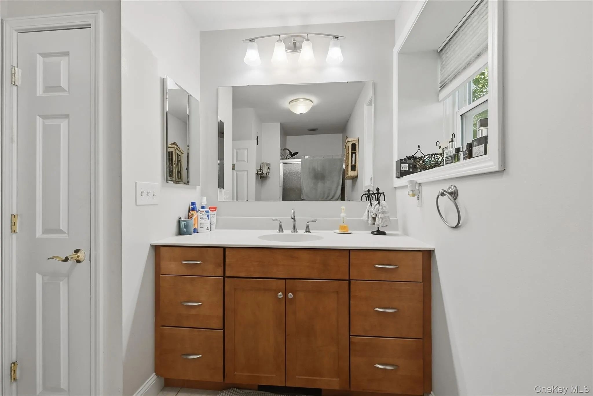 14 Young Street, Cortlandt, NY, 4 Bedrooms Bedrooms, 9 Rooms Rooms,3 BathroomsBathrooms,Residential,For Rent,Young,0,1053721 14 Young Street, Cortlandt, NY, 4 Bedrooms Bedrooms, 9 Rooms Rooms,3 BathroomsBathrooms,Residential,For Rent,Young,0,1053721