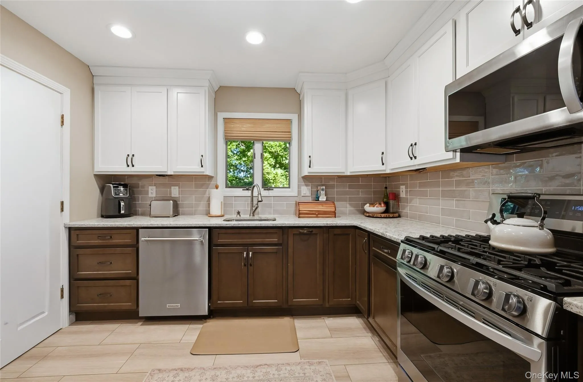 14 Young Street, Cortlandt, NY, 4 Bedrooms Bedrooms, 9 Rooms Rooms,3 BathroomsBathrooms,Residential,For Rent,Young,0,1053721 14 Young Street, Cortlandt, NY, 4 Bedrooms Bedrooms, 9 Rooms Rooms,3 BathroomsBathrooms,Residential,For Rent,Young,0,1053721