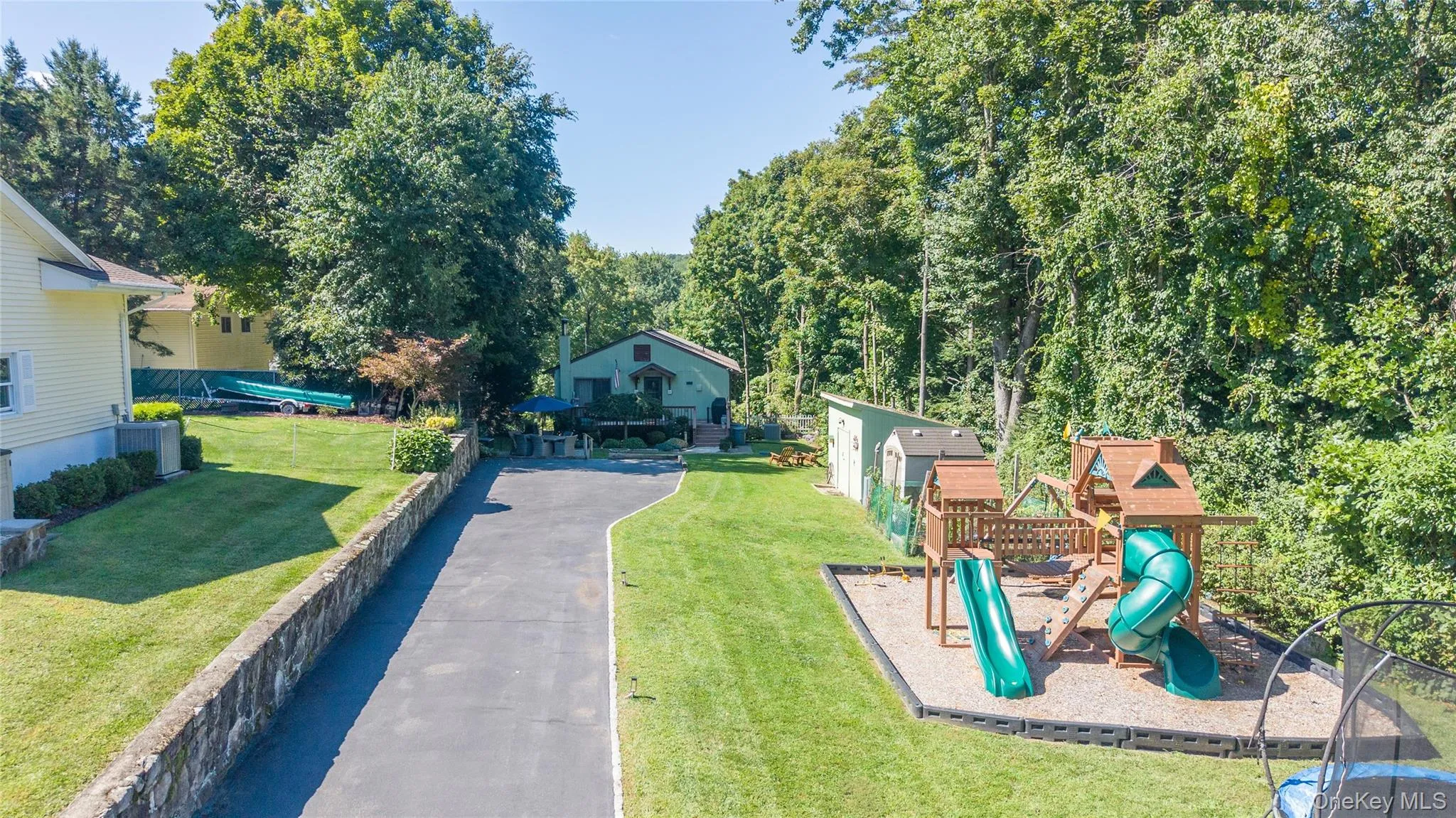 14 Young Street, Cortlandt, NY, 4 Bedrooms Bedrooms, 9 Rooms Rooms,3 BathroomsBathrooms,Residential,For Rent,Young,0,1053721 14 Young Street, Cortlandt, NY, 4 Bedrooms Bedrooms, 9 Rooms Rooms,3 BathroomsBathrooms,Residential,For Rent,Young,0,1053721