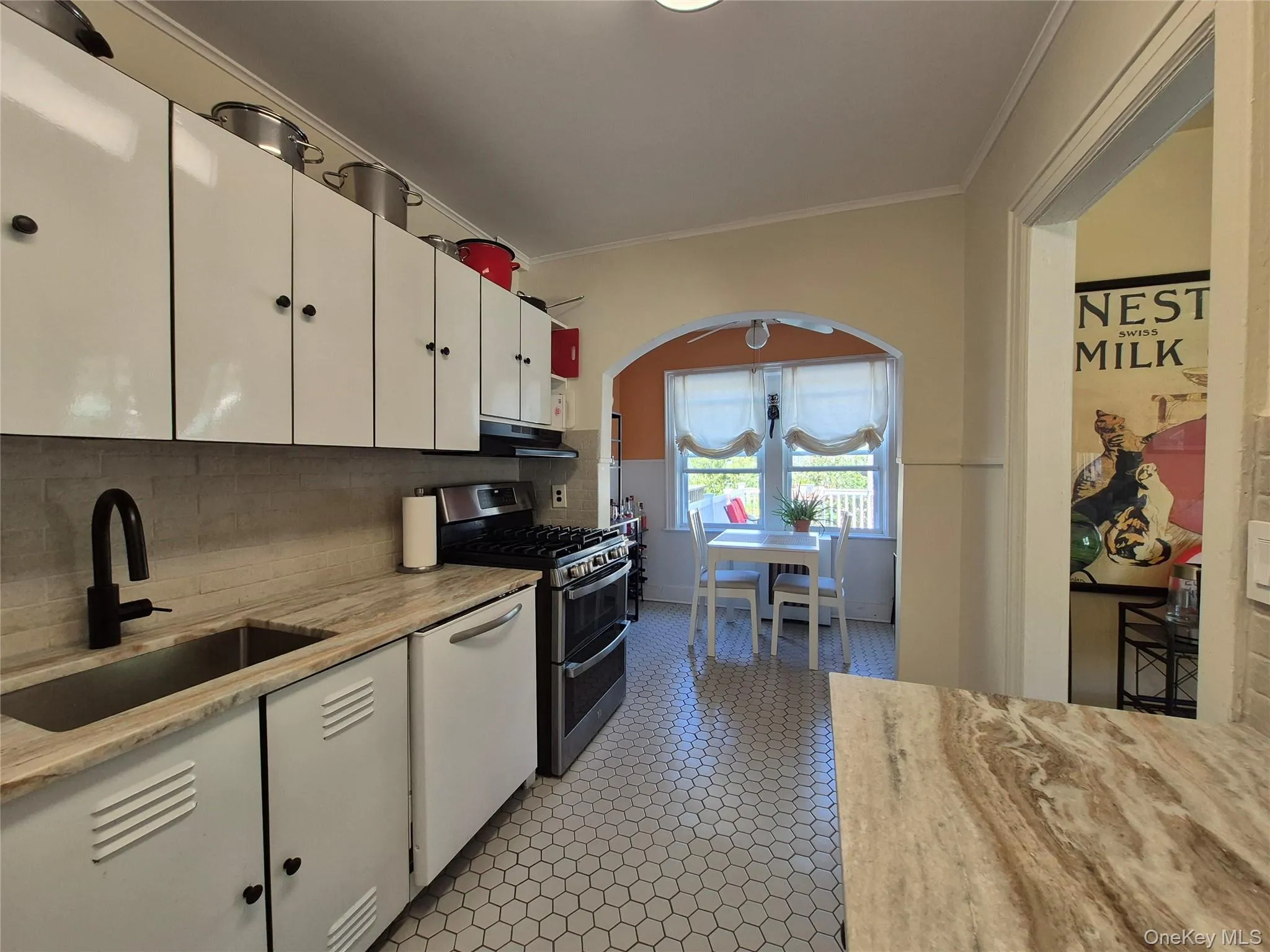 327 Pine Street, Long Beach, NY, 3 Bedrooms Bedrooms, 6 Rooms Rooms,1 BathroomBathrooms,Residential,For Rent,Pine,0,1053722 327 Pine Street, Long Beach, NY, 3 Bedrooms Bedrooms, 6 Rooms Rooms,1 BathroomBathrooms,Residential,For Rent,Pine,0,1053722
