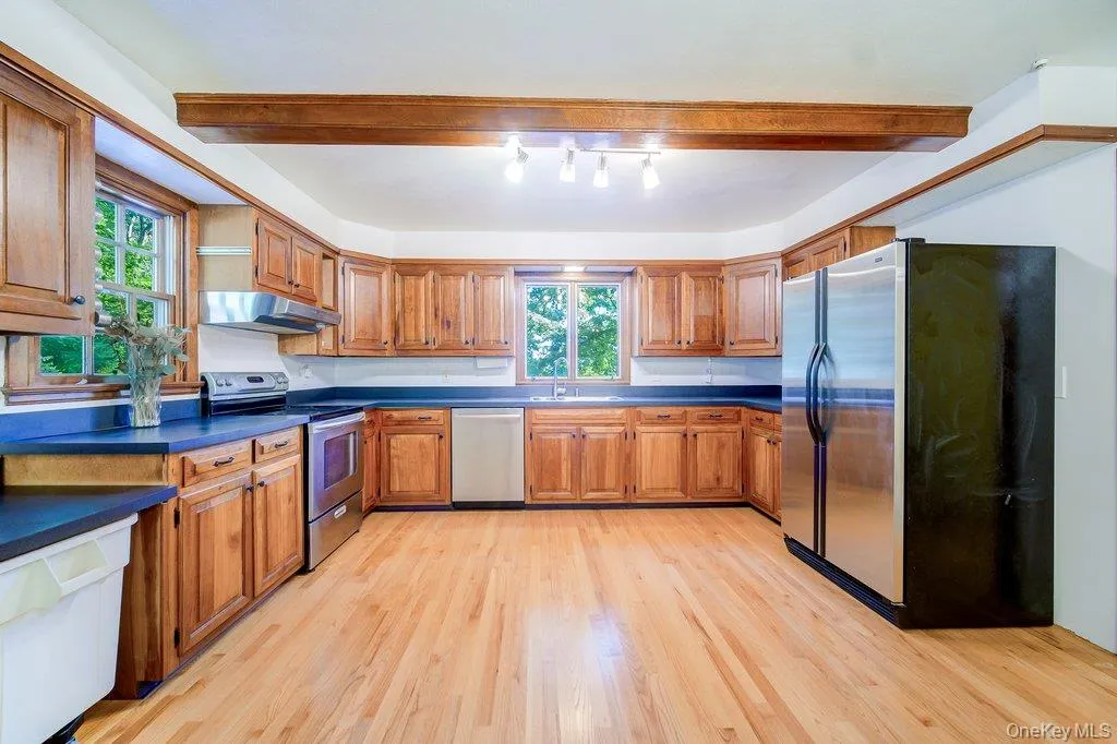 57 Forest View Road, Wappinger, NY, 3 Bedrooms Bedrooms, 8 Rooms Rooms,2 BathroomsBathrooms,Residential,For Rent,Forest View,0,1053724 57 Forest View Road, Wappinger, NY, 3 Bedrooms Bedrooms, 8 Rooms Rooms,2 BathroomsBathrooms,Residential,For Rent,Forest View,0,1053724