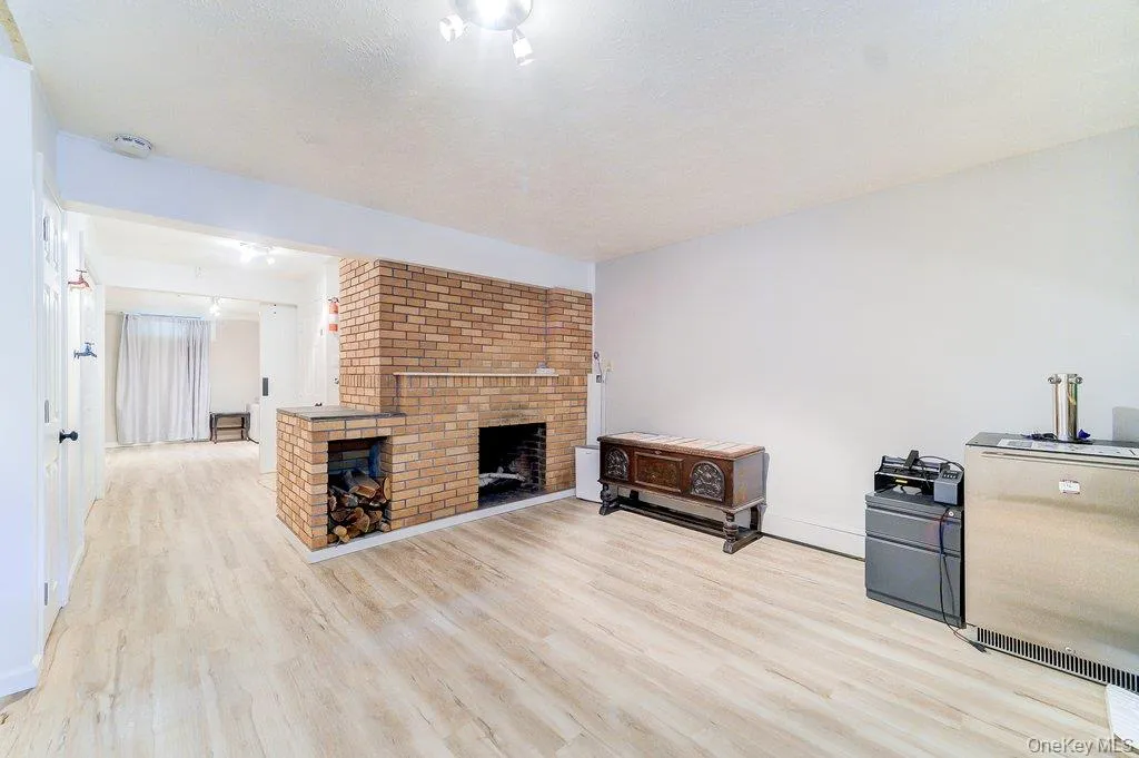 57 Forest View Road, Wappinger, NY, 3 Bedrooms Bedrooms, 8 Rooms Rooms,2 BathroomsBathrooms,Residential,For Rent,Forest View,0,1053724 57 Forest View Road, Wappinger, NY, 3 Bedrooms Bedrooms, 8 Rooms Rooms,2 BathroomsBathrooms,Residential,For Rent,Forest View,0,1053724