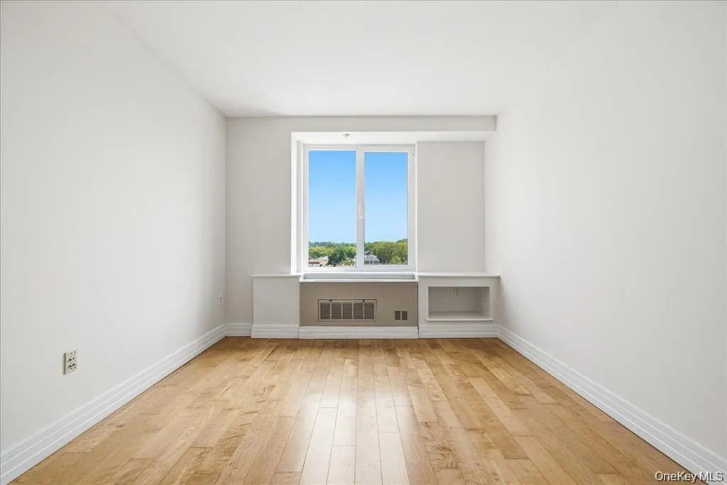 64-05 Yellowstone Boulevard, New York, NY, 1 Bedroom Bedrooms, 4 Rooms Rooms,1 BathroomBathrooms,Residential,For Rent,Yellowstone,0,1053725 64-05 Yellowstone Boulevard, New York, NY, 1 Bedroom Bedrooms, 4 Rooms Rooms,1 BathroomBathrooms,Residential,For Rent,Yellowstone,0,1053725