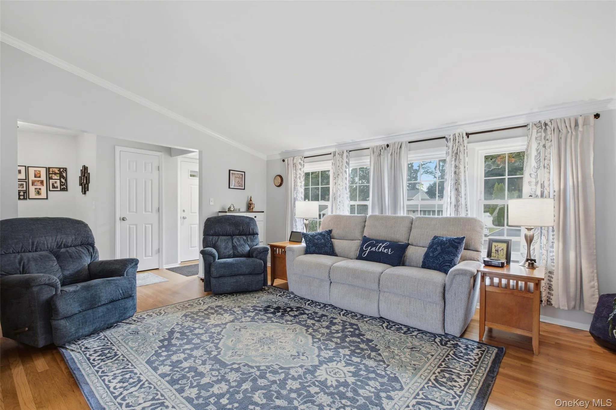 23 Apple Tree Drive, Smithtown, NY, 4 Bedrooms Bedrooms, 7 Rooms Rooms,2 BathroomsBathrooms,Residential,For Rent,Apple Tree,0,1053726 23 Apple Tree Drive, Smithtown, NY, 4 Bedrooms Bedrooms, 7 Rooms Rooms,2 BathroomsBathrooms,Residential,For Rent,Apple Tree,0,1053726