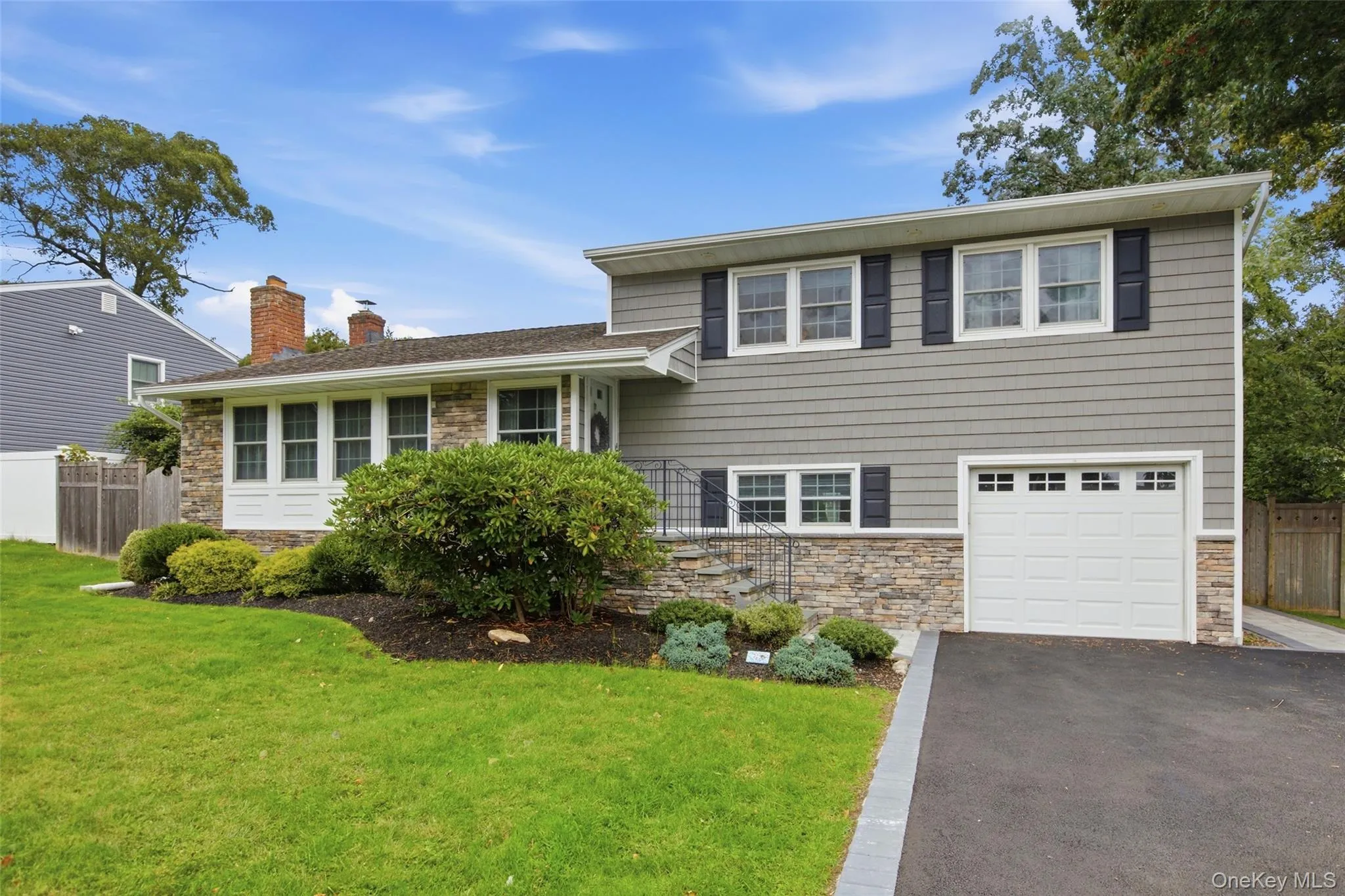 23 Apple Tree Drive, Smithtown, NY, 4 Bedrooms Bedrooms, 7 Rooms Rooms,2 BathroomsBathrooms,Residential,For Rent,Apple Tree,0,1053726 23 Apple Tree Drive, Smithtown, NY, 4 Bedrooms Bedrooms, 7 Rooms Rooms,2 BathroomsBathrooms,Residential,For Rent,Apple Tree,0,1053726