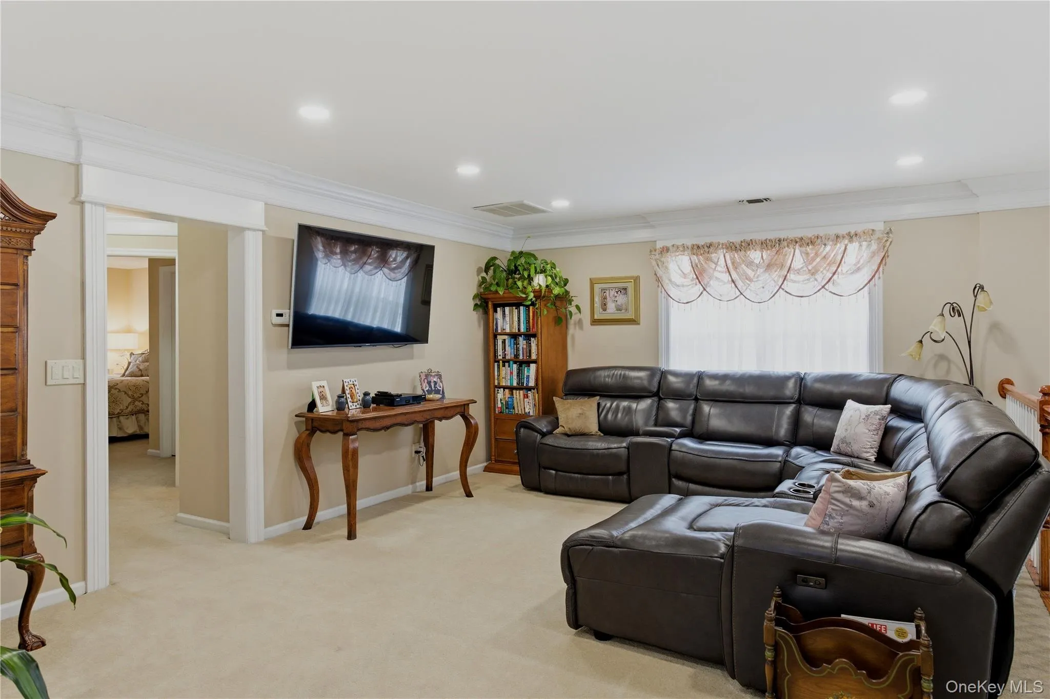 20 Kate Circle, Brookhaven, NY, 3 Bedrooms Bedrooms, 7 Rooms Rooms,3 BathroomsBathrooms,Residential,For Rent,Kate,0,1053729 20 Kate Circle, Brookhaven, NY, 3 Bedrooms Bedrooms, 7 Rooms Rooms,3 BathroomsBathrooms,Residential,For Rent,Kate,0,1053729