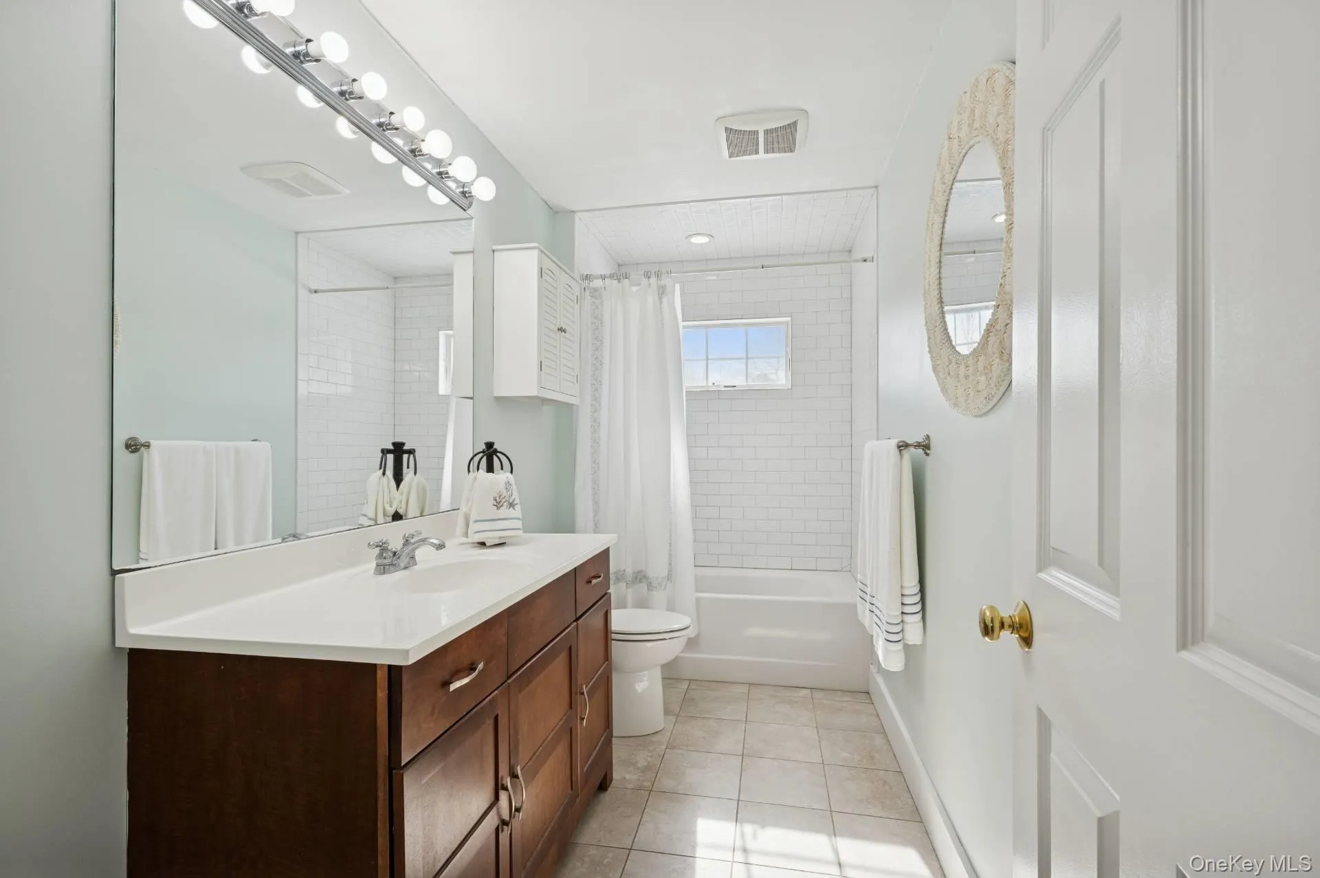 32 Sugar Loaf Road, Southampton, NY, 4 Bedrooms Bedrooms, 8 Rooms Rooms,3 BathroomsBathrooms,Residential,For Rent,Sugar Loaf,0,1053735 32 Sugar Loaf Road, Southampton, NY, 4 Bedrooms Bedrooms, 8 Rooms Rooms,3 BathroomsBathrooms,Residential,For Rent,Sugar Loaf,0,1053735