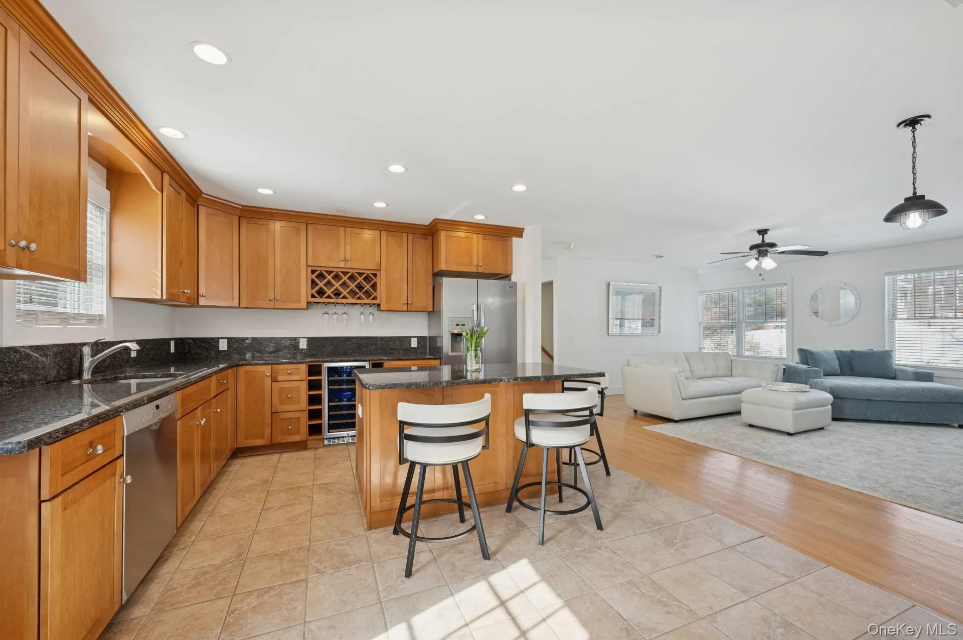 32 Sugar Loaf Road, Southampton, NY, 4 Bedrooms Bedrooms, 8 Rooms Rooms,3 BathroomsBathrooms,Residential,For Rent,Sugar Loaf,0,1053735 32 Sugar Loaf Road, Southampton, NY, 4 Bedrooms Bedrooms, 8 Rooms Rooms,3 BathroomsBathrooms,Residential,For Rent,Sugar Loaf,0,1053735