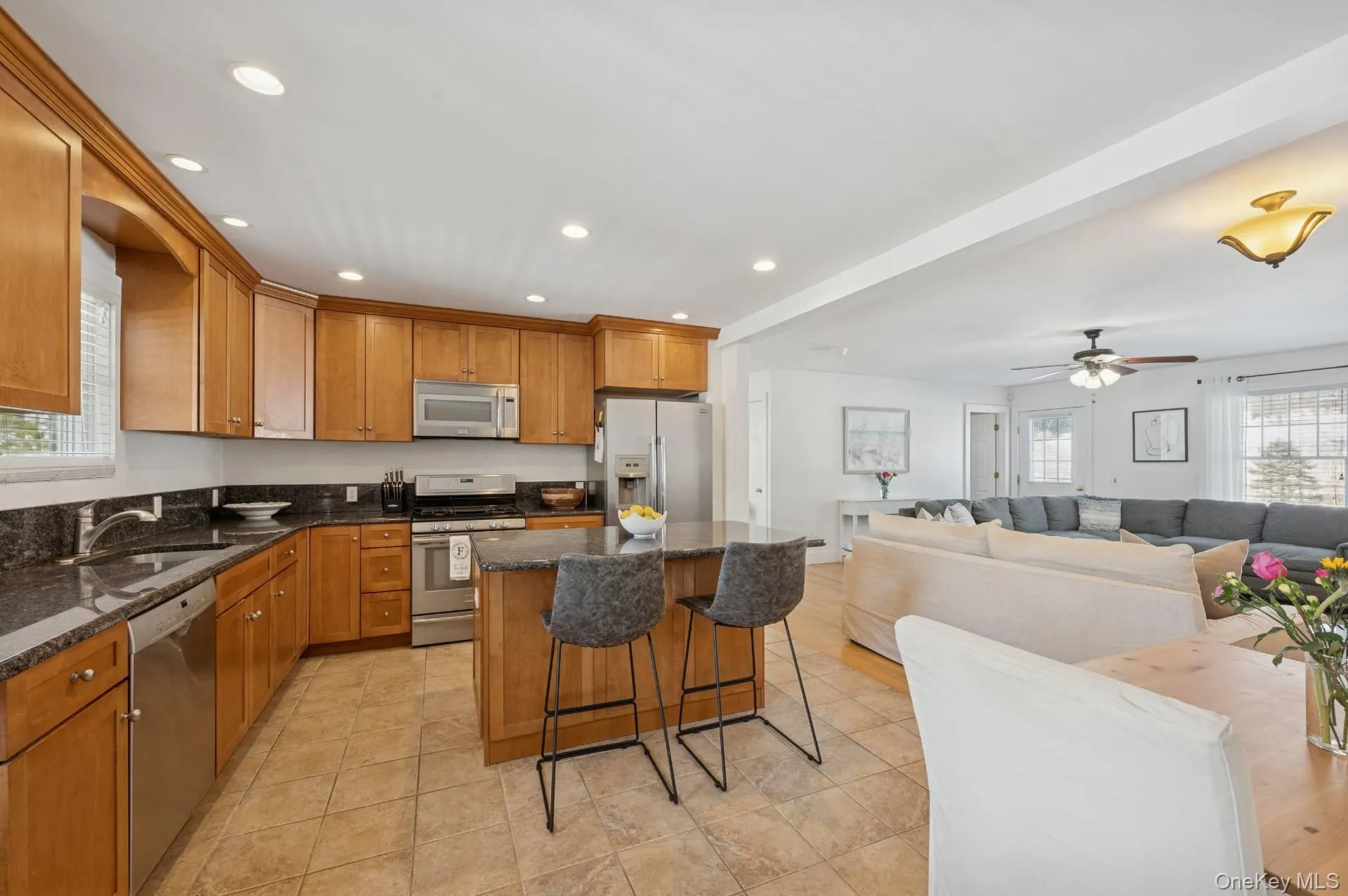32 Sugar Loaf Road, Southampton, NY, 4 Bedrooms Bedrooms, 8 Rooms Rooms,3 BathroomsBathrooms,Residential,For Rent,Sugar Loaf,0,1053735 32 Sugar Loaf Road, Southampton, NY, 4 Bedrooms Bedrooms, 8 Rooms Rooms,3 BathroomsBathrooms,Residential,For Rent,Sugar Loaf,0,1053735