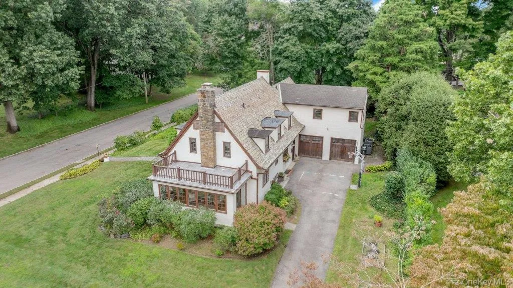 508 Munroe Avenue, Mount Pleasant, NY, 4 Bedrooms Bedrooms, 12 Rooms Rooms,3 BathroomsBathrooms,Residential,For Rent,Munroe,0,1053739 508 Munroe Avenue, Mount Pleasant, NY, 4 Bedrooms Bedrooms, 12 Rooms Rooms,3 BathroomsBathrooms,Residential,For Rent,Munroe,0,1053739