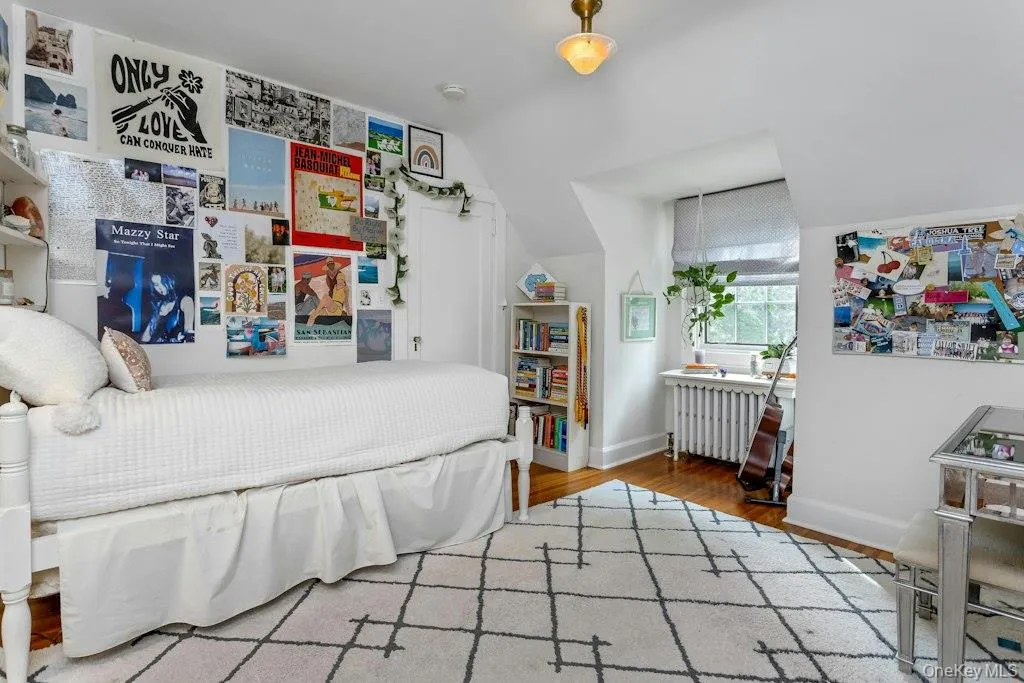 508 Munroe Avenue, Mount Pleasant, NY, 4 Bedrooms Bedrooms, 12 Rooms Rooms,3 BathroomsBathrooms,Residential,For Rent,Munroe,0,1053739 508 Munroe Avenue, Mount Pleasant, NY, 4 Bedrooms Bedrooms, 12 Rooms Rooms,3 BathroomsBathrooms,Residential,For Rent,Munroe,0,1053739