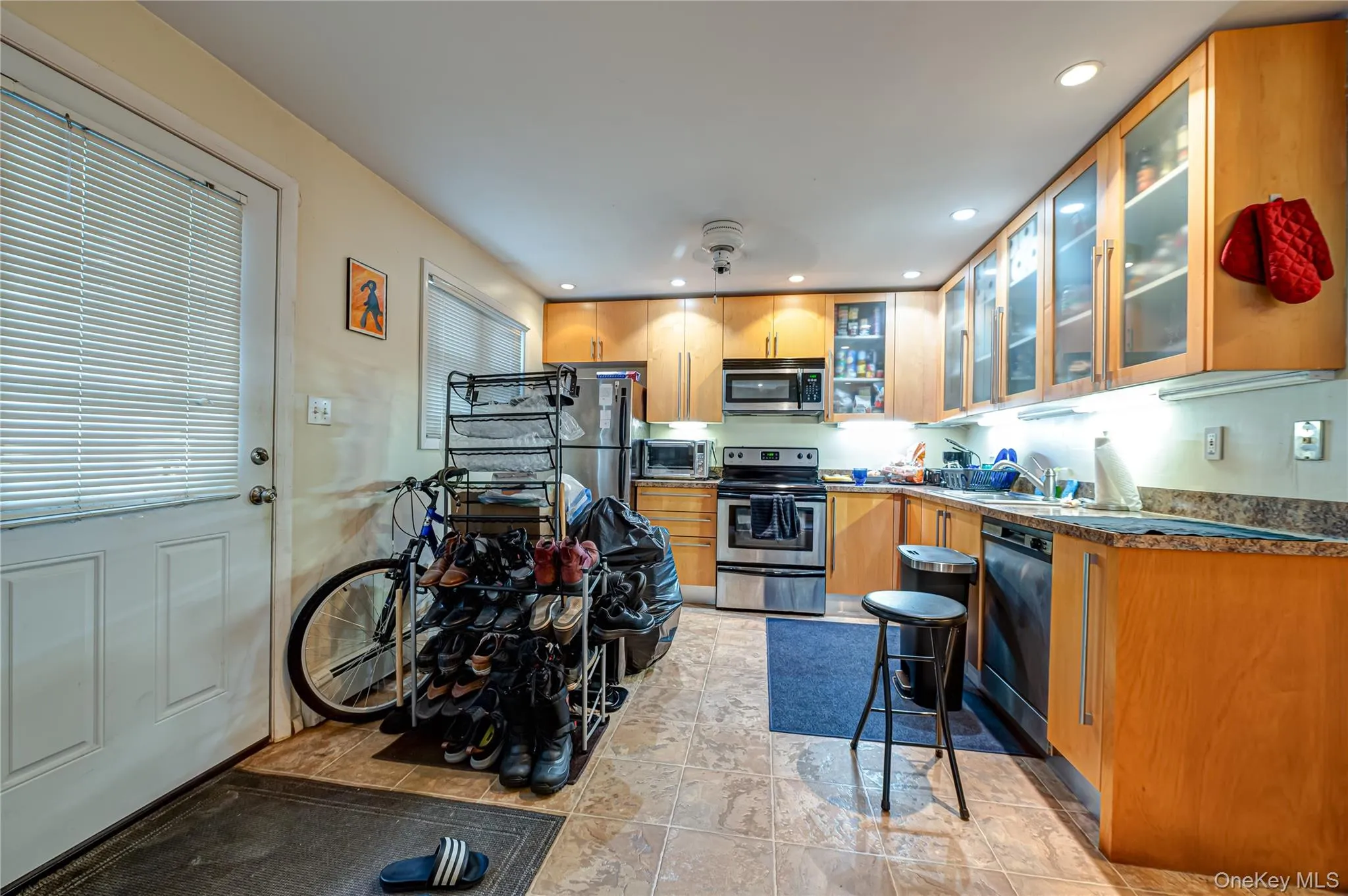 68 Chestnut Street, Brookhaven, NY, 4 Bedrooms Bedrooms, 9 Rooms Rooms,3 BathroomsBathrooms,Residential,For Rent,Chestnut,0,1053741 68 Chestnut Street, Brookhaven, NY, 4 Bedrooms Bedrooms, 9 Rooms Rooms,3 BathroomsBathrooms,Residential,For Rent,Chestnut,0,1053741